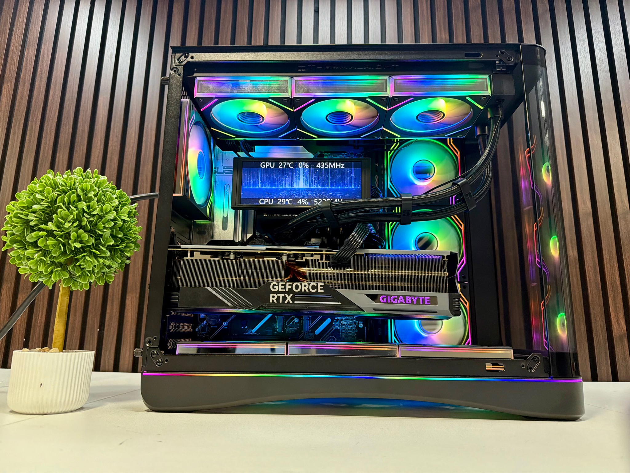 RTX 4080 | Ryzen 9800X3D | 32GB DDR5 | 2TB M.2 | 1000 Watt Gold PSU | LCD AIO