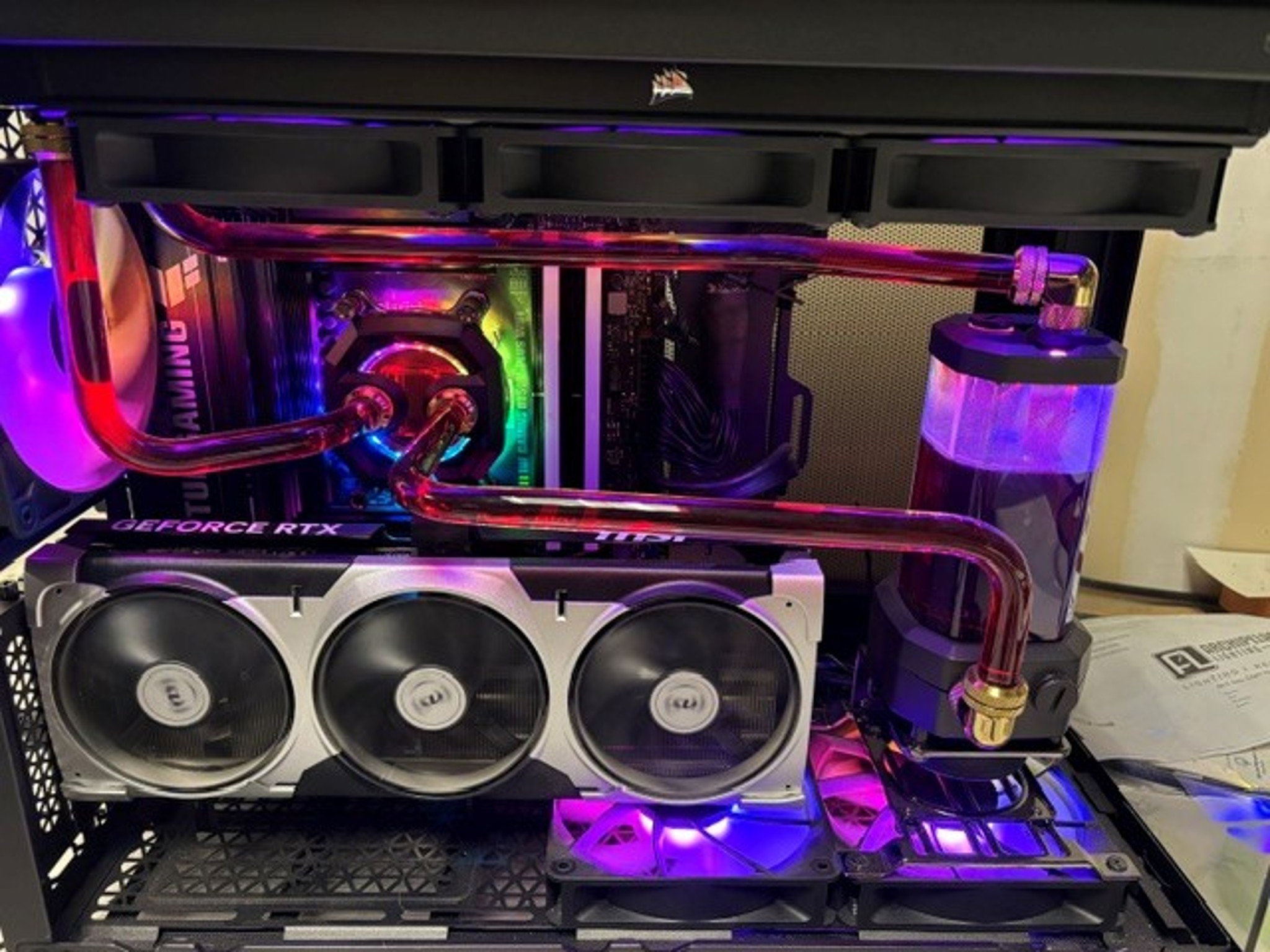 Ryzen9 9950x3d RTX5080 32gb ddr5 Custom Water Loop Corsair Components 360mm rad, pump/res combo argb