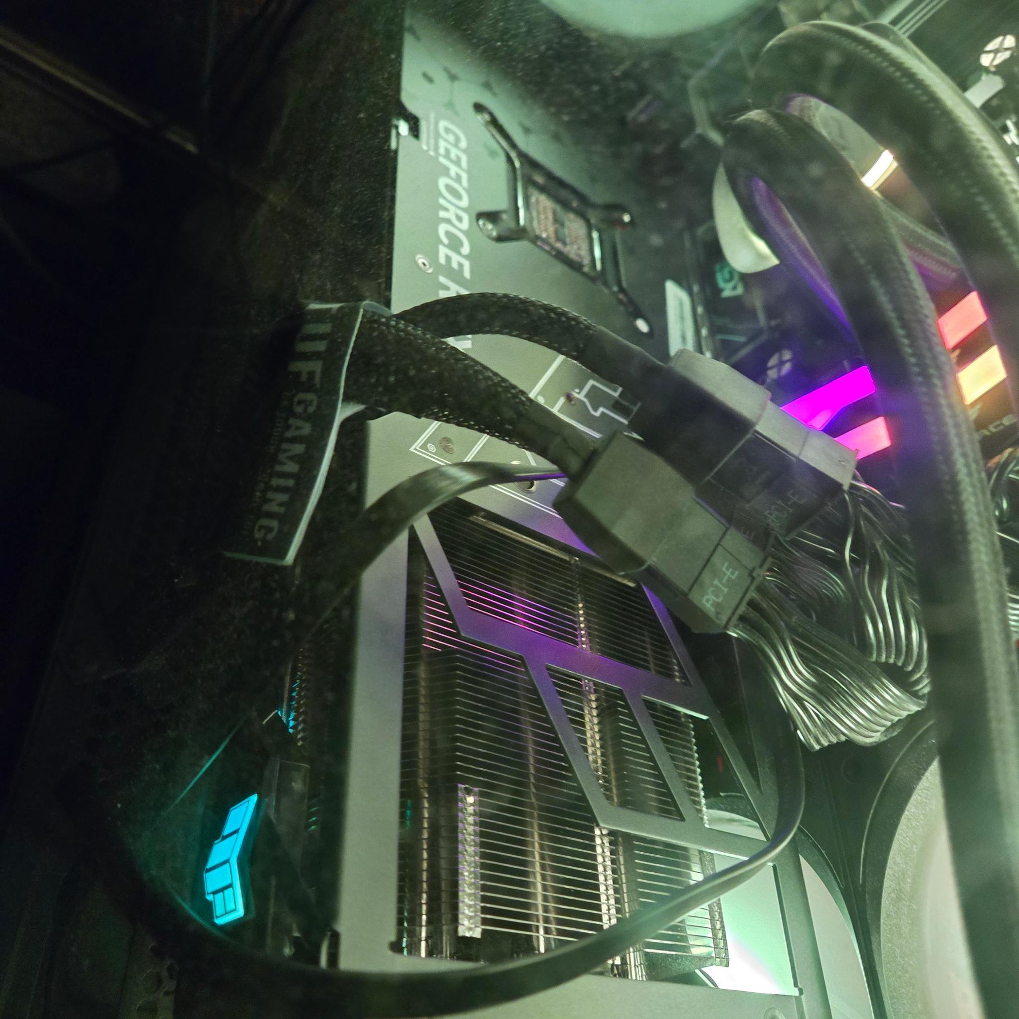 ASUS TUF Gaming GeForce RTX 4080 SUPER