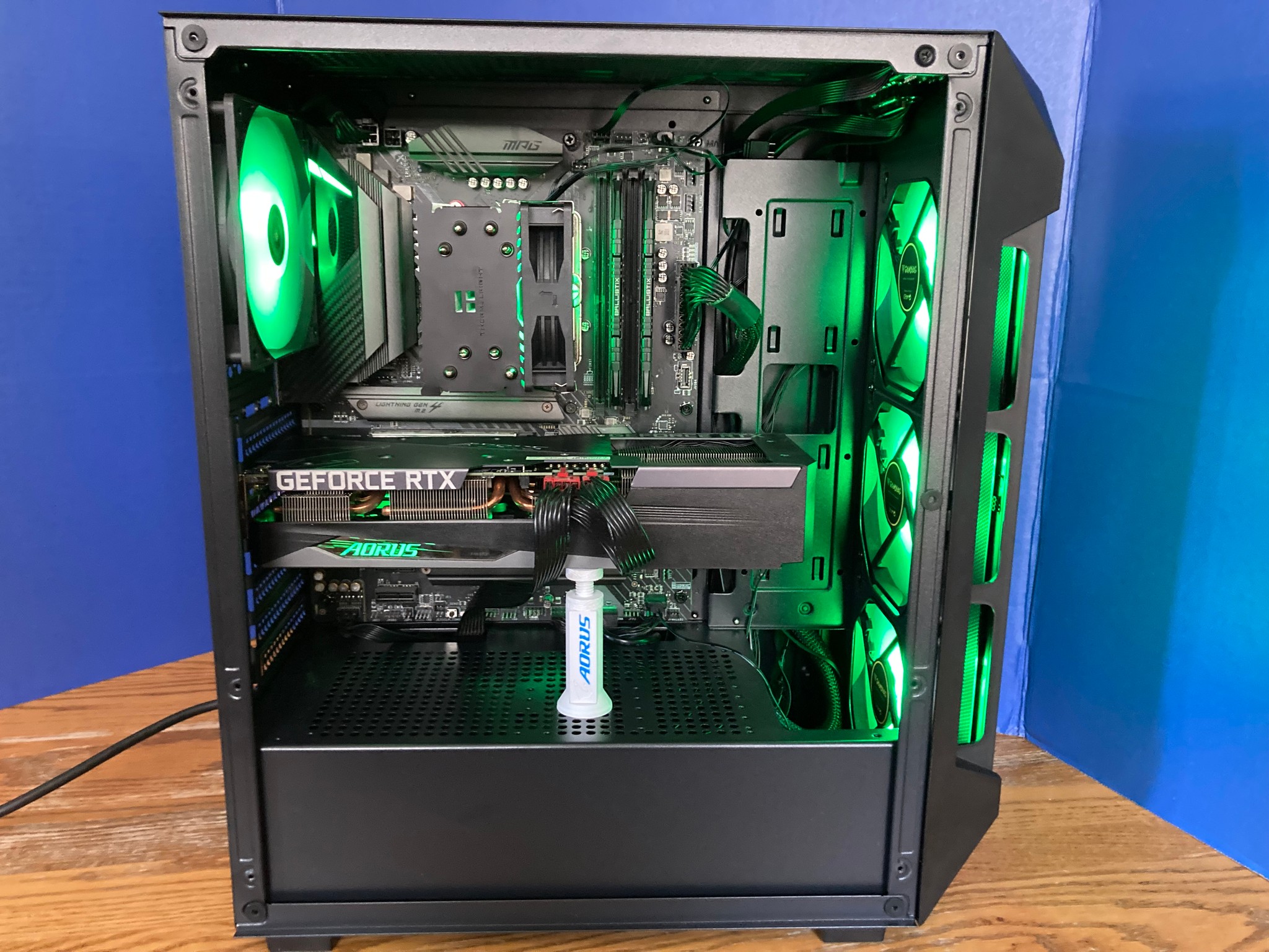🔥 Powerhouse | Ryzen 5 5600x  | Gigabyte 3060 Ti | 16Gb DDR4 3200 | 500GB NVME 🔥