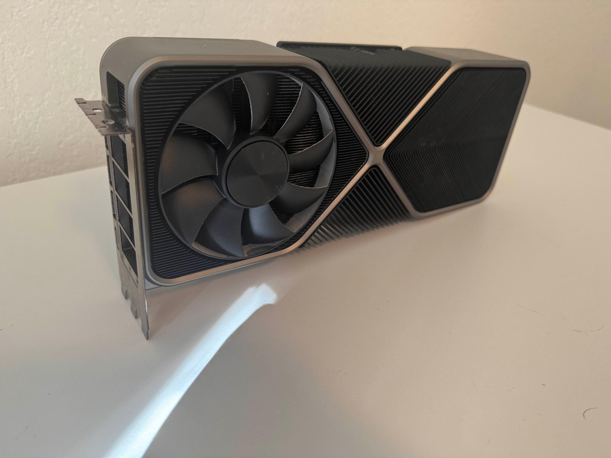NVIDIA Founders Edition GeForce RTX 3090