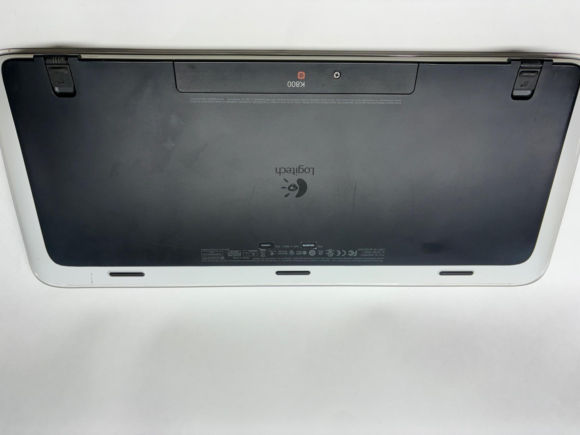 Logitech K800 Illuminated Wireless Keyboard - w/o dongle NEEDS BATTERIES (Rechargeable AA)