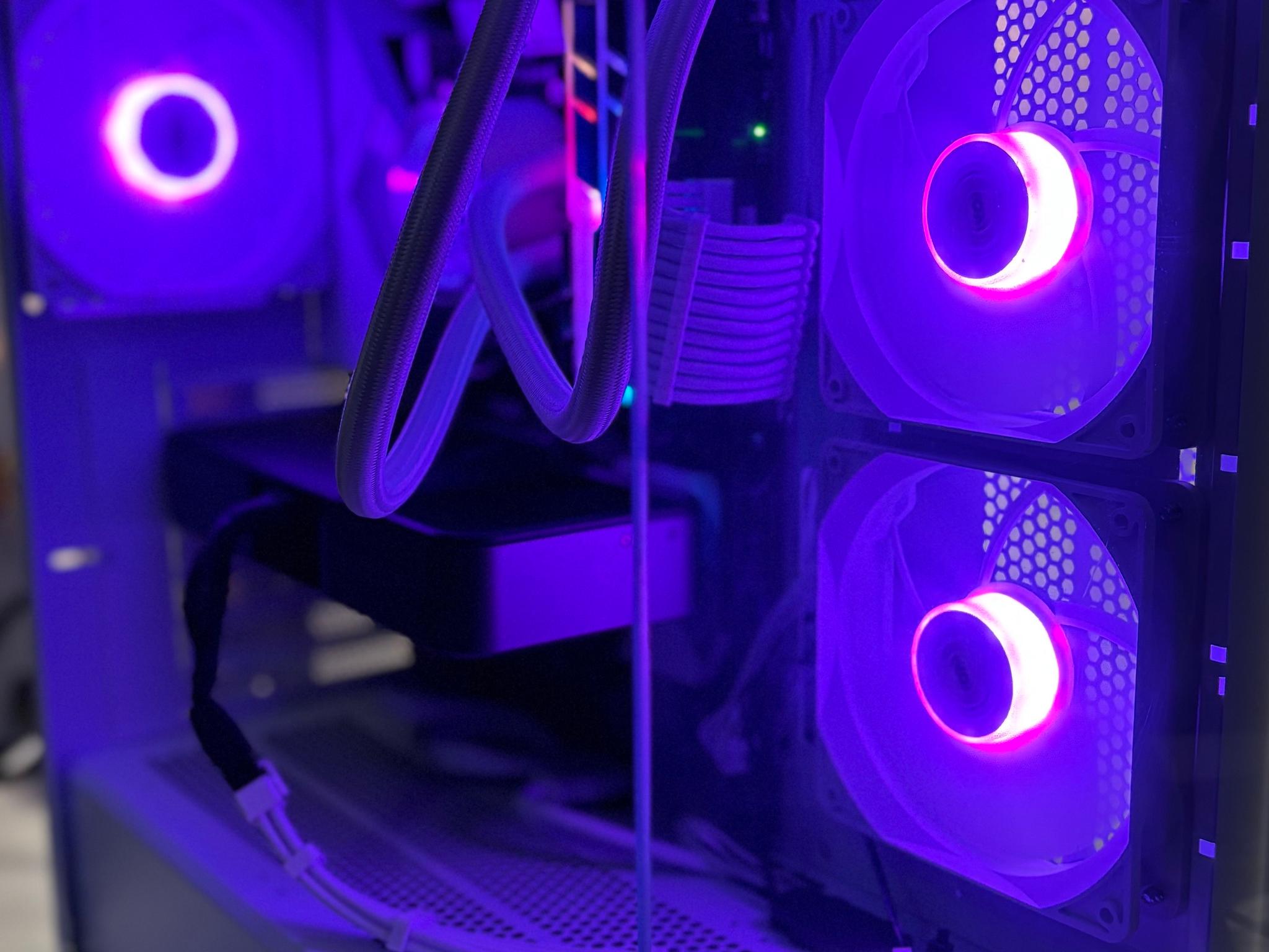 White Gaming PC - RTX 3070, Core i9 9900K, 16GB RAM, 512GB SSD