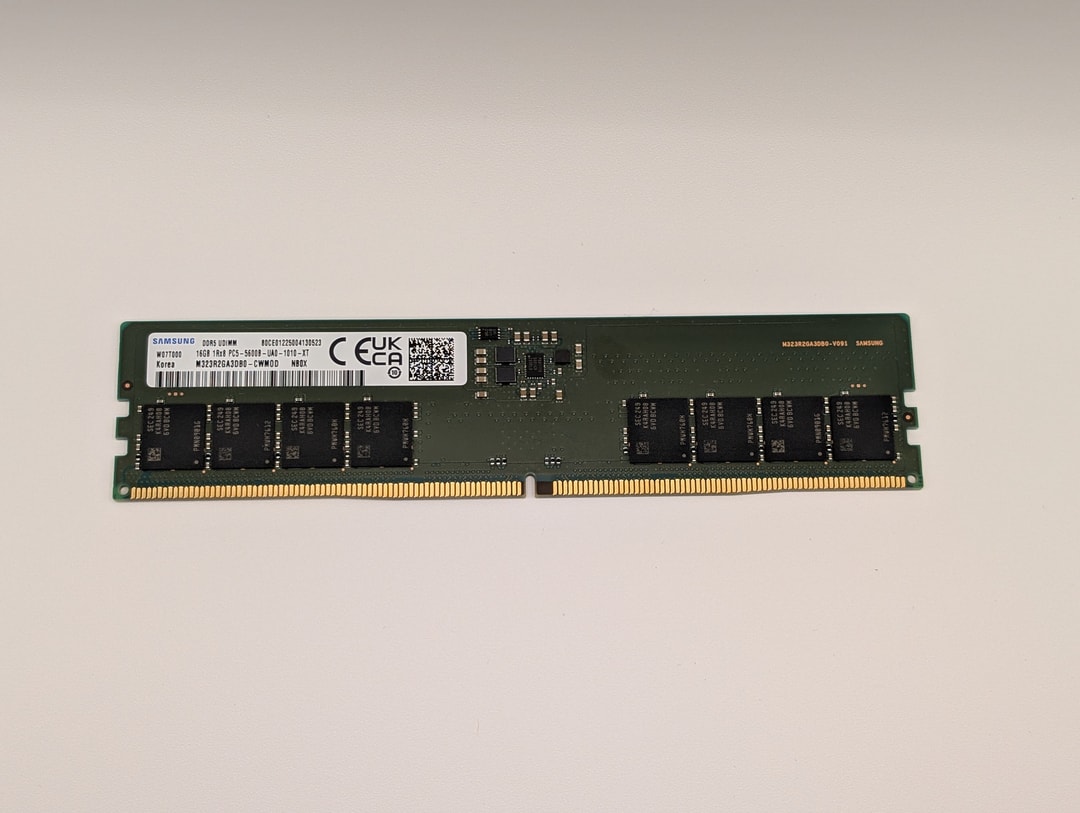 Samsung 16GB 1RX8 PC5-5600B-UA0-1010-XT Desktop Memory | Jawa