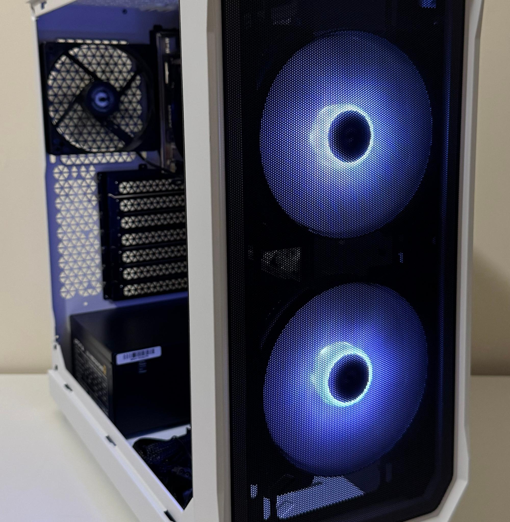 AMD Ryzen 5 5600G Gaming PC Radeon Vega 7 Graphics ASUS B550M-A B550 Fractal Design Focus 2 Case