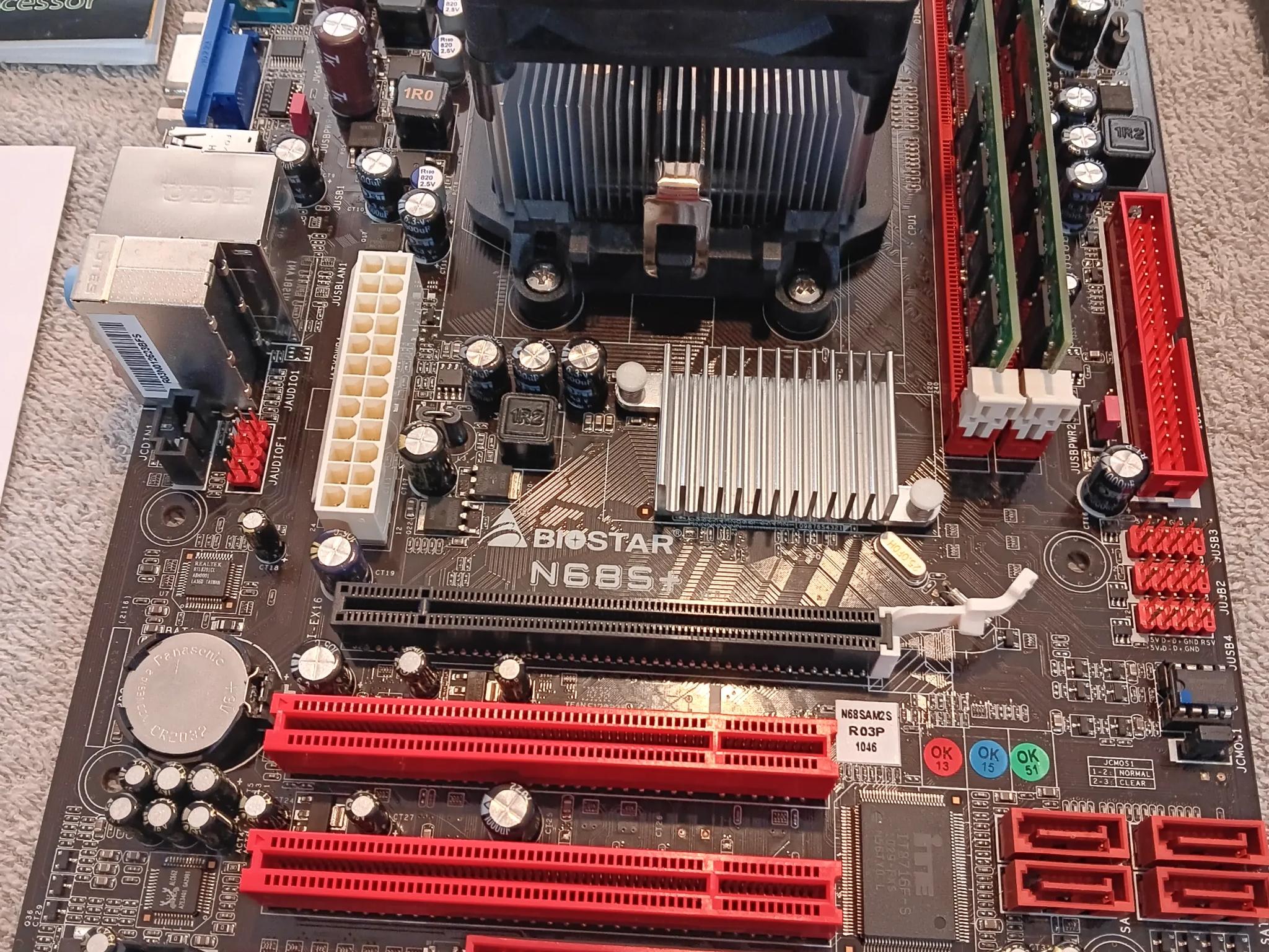 RARE Biostar N68S+ AMD Phenom X4 9100e 4GB RAM