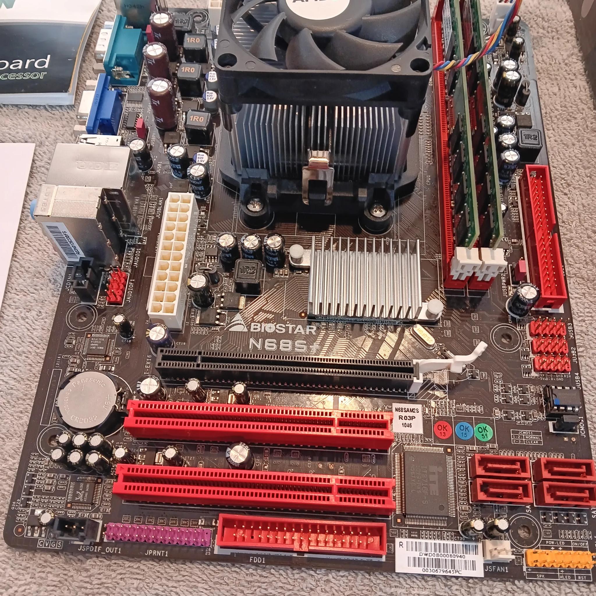 RARE Biostar N68S+ AMD Phenom X4 9100e 4GB RAM