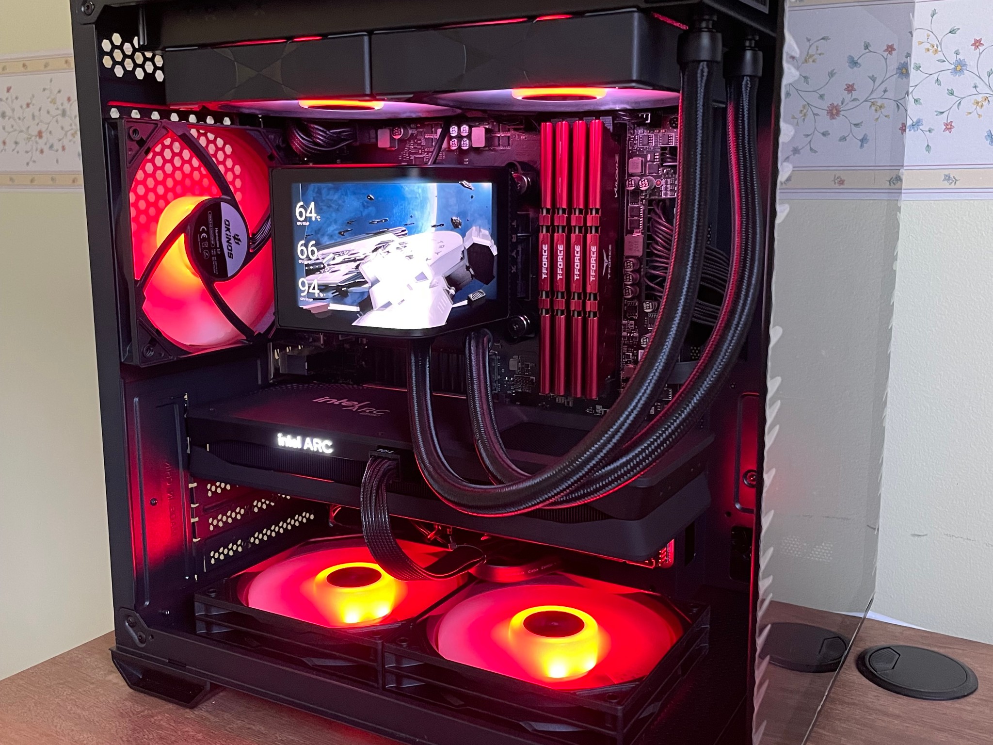 Custom Gaming PC | Ryzen 7 5800xt | and Arc B580 | 32GB DDR4 3600 CL 18
