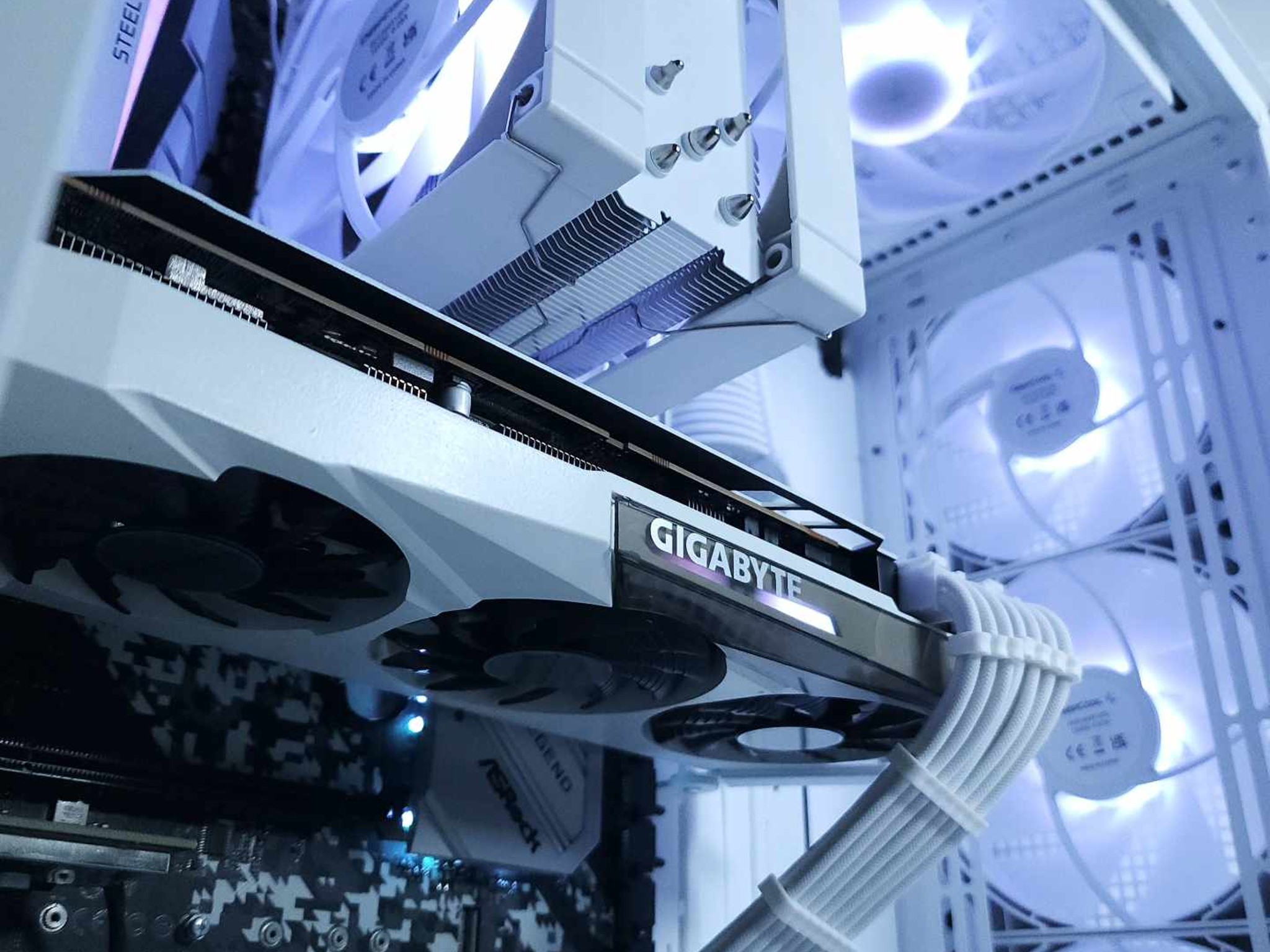 🤍RTX 3070 || Ryzen 5 5600GT || 1TB M.2 NVMe SSD || 32GB 3200MHz || 1080p/1440p Gaming Computer