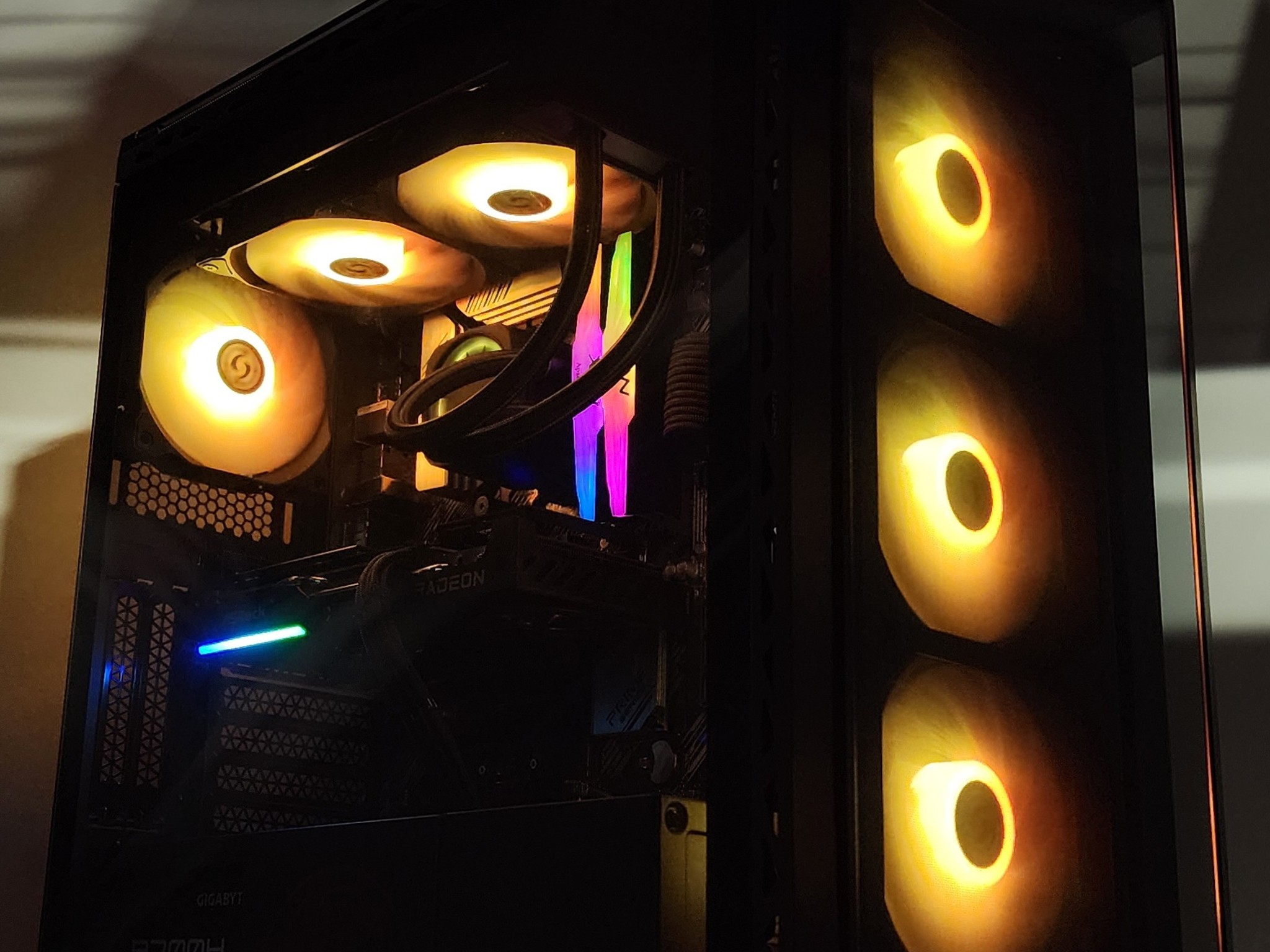Gaming PC Ryzen 7 5700X 16GB RAM 1TB SSD RX 9060 XT 16GB Windows 11 Computer