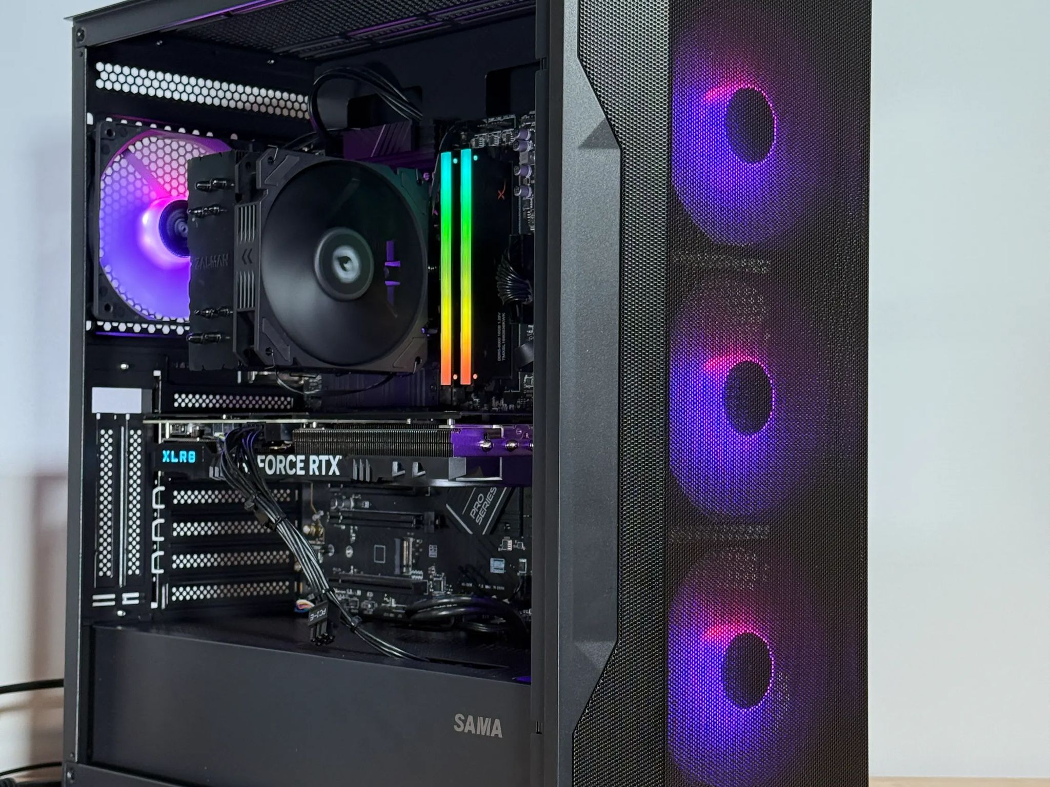 RTX 4070 Ryzen 5 7600X Gaming PC