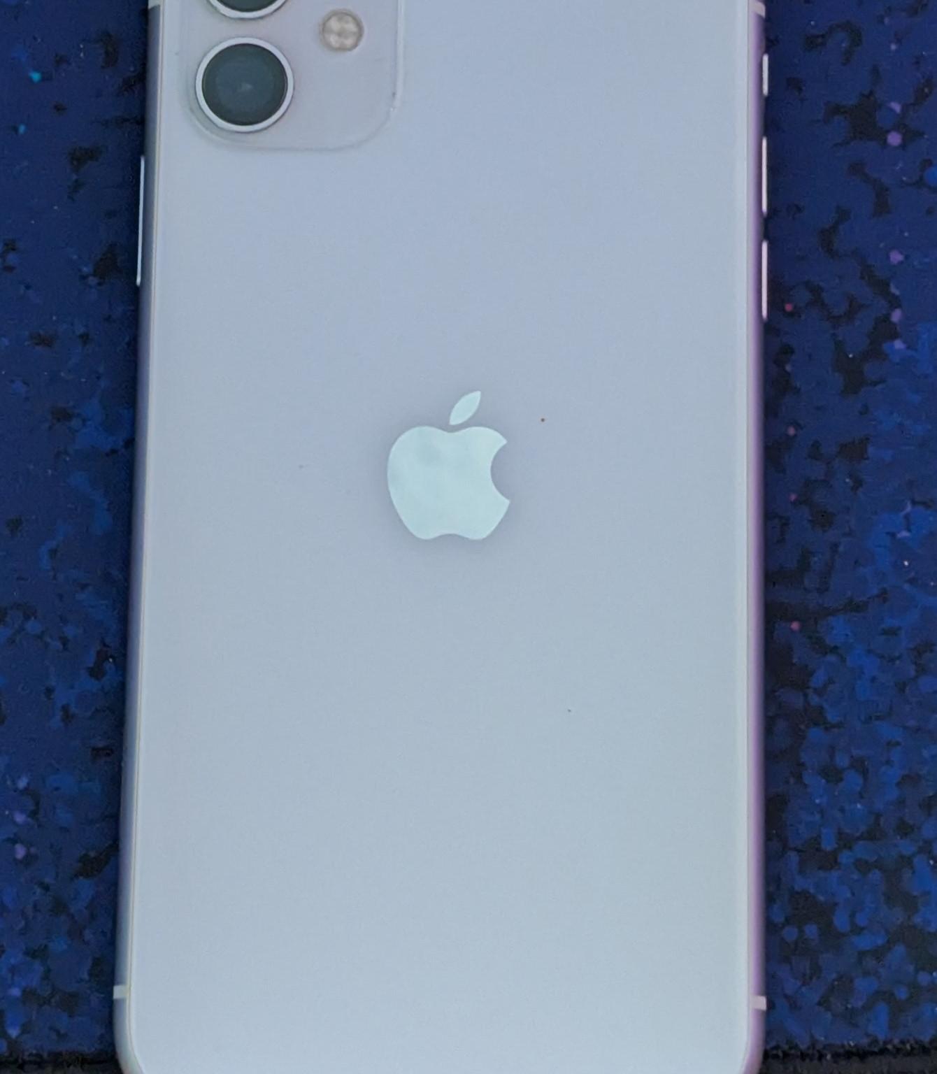 iPhone 11 - 64 GB - White - Verizon