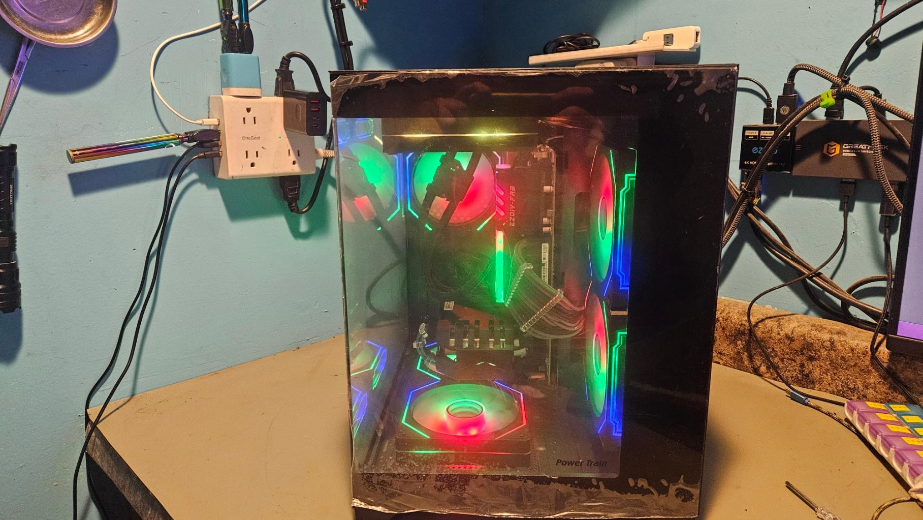 Power Train PT-G777B Ryzen 5800X/RX 6600M/32gigs DDR4