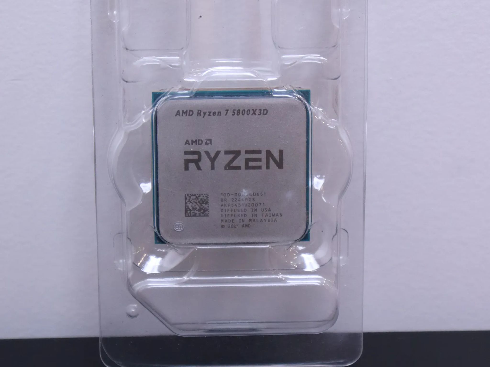 AMD Ryzen 7 5800X3D