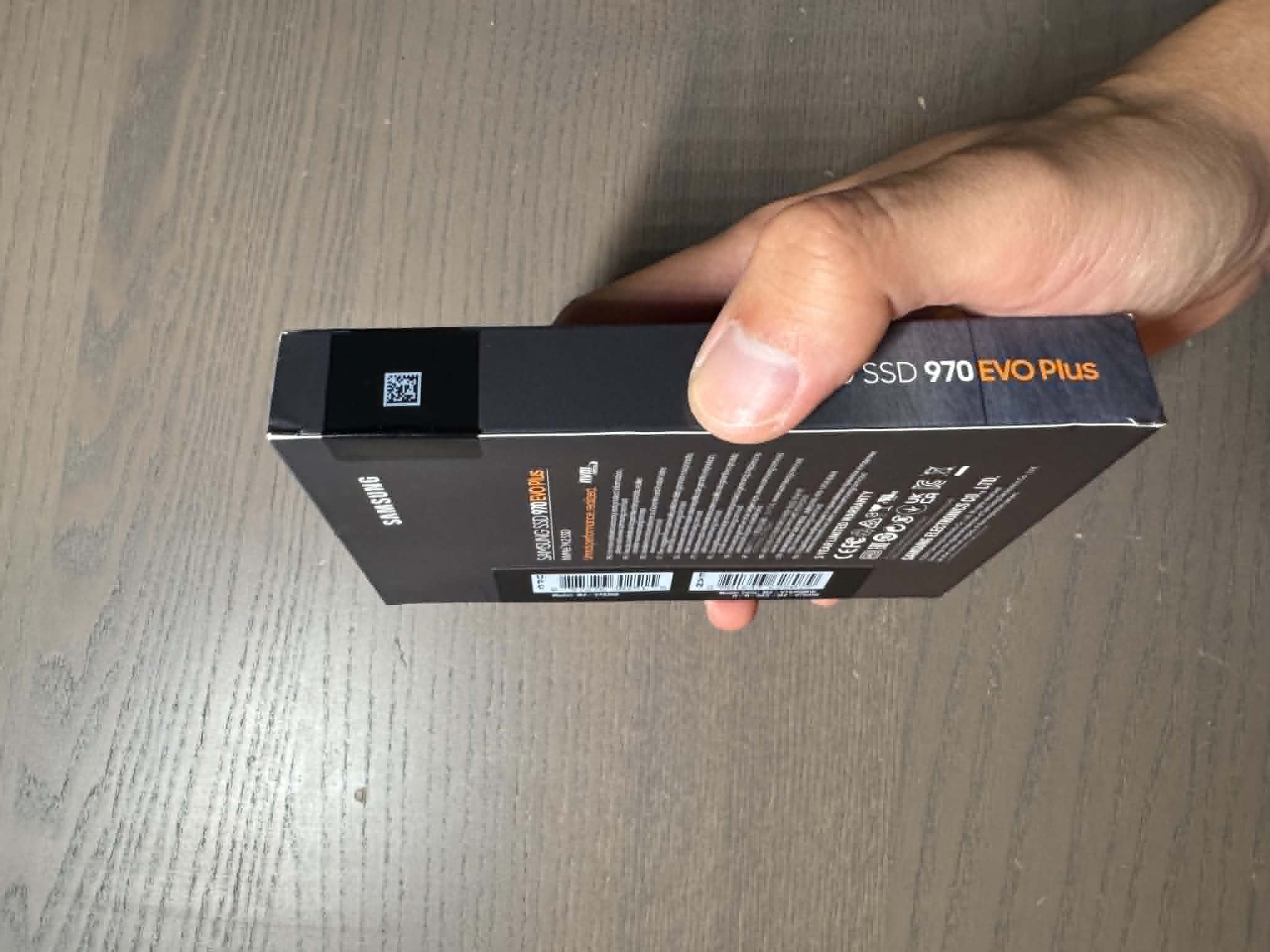 Samsung 970 EVO Plus SSD 250GB M.2 NVMe V-NAND SSD (MZ-V7S250B/AM)