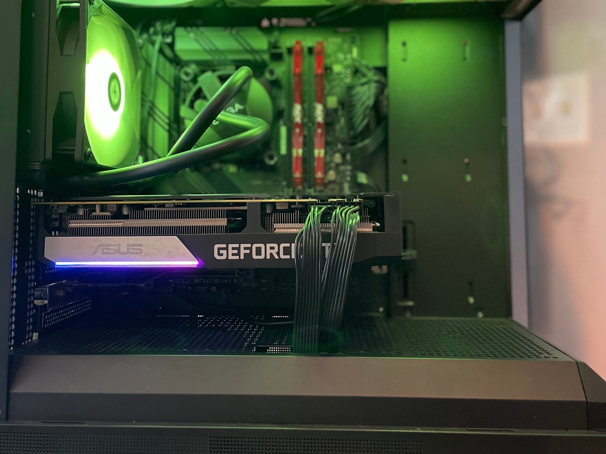 Gaming PC / content creation | GEFORCE 3070| INTEL i7 | 32GB RAM | WINDOWS 11 | WIFI & BT