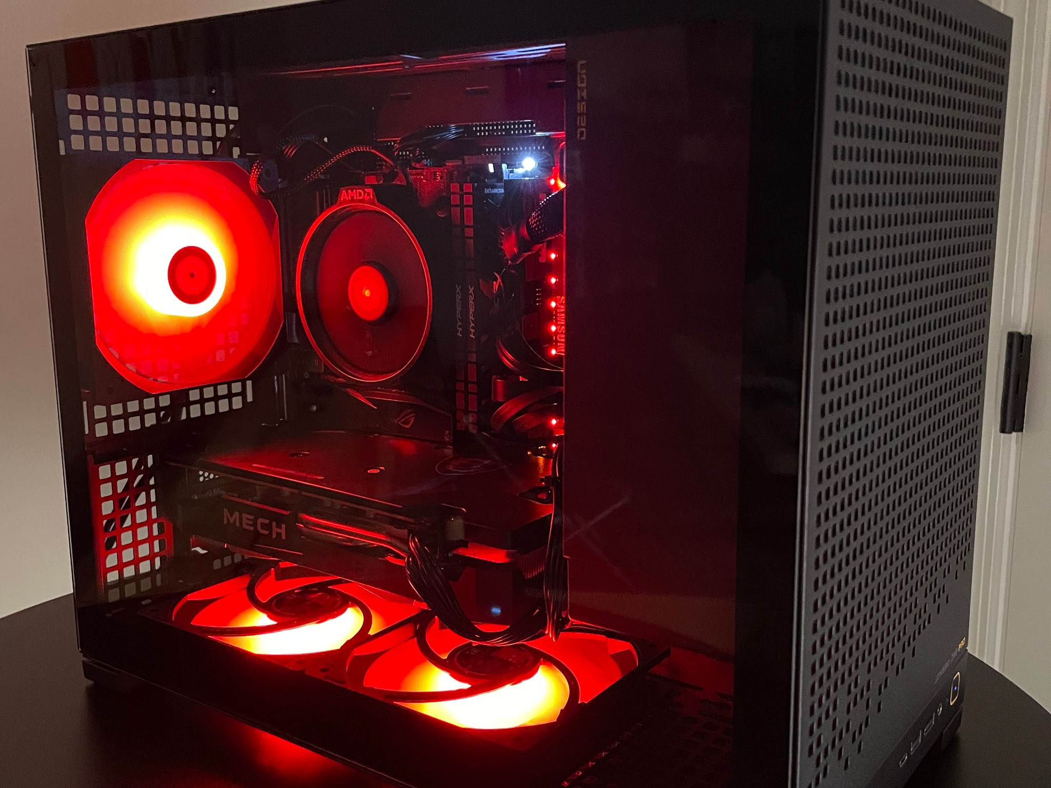 Small Form Factor Gaming PC | RX 6600XT + Ryzen 5 5500 | 16GB RAM | ~1TB SSD