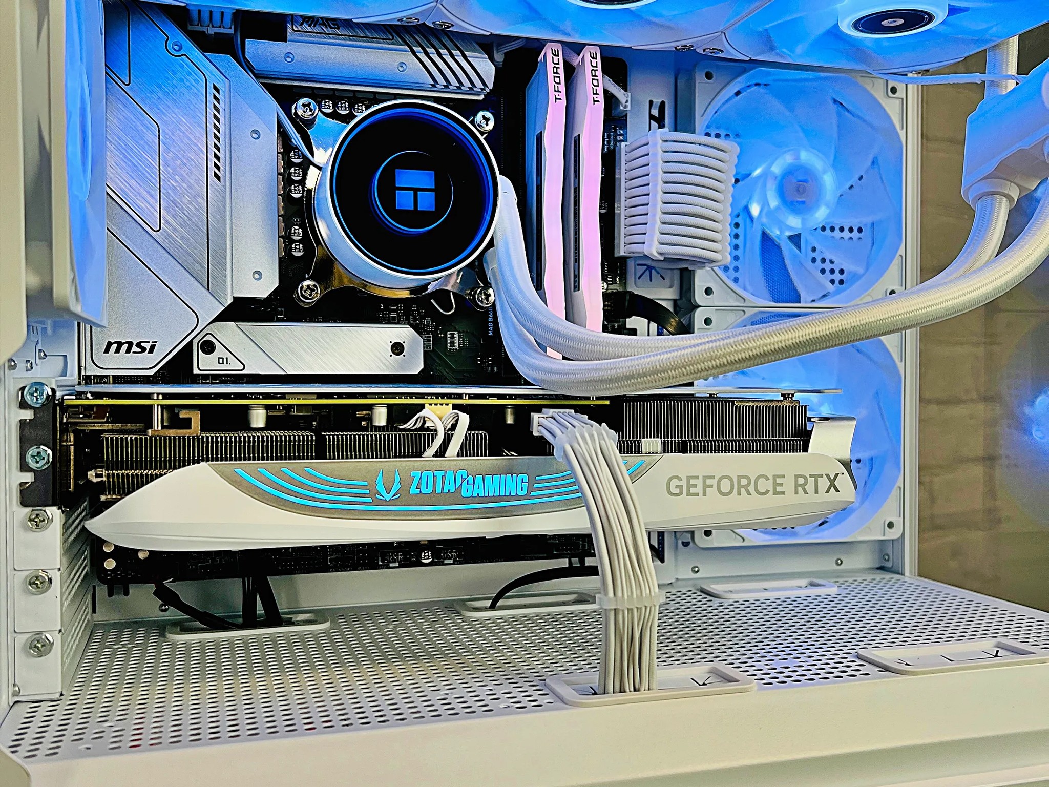 Intel i7 13700KF RTX 4070 TI 32GB DDR5 RAM 2TB M.2 WIFI 6E/Bluetooth Win 11 Pro Gaming PC