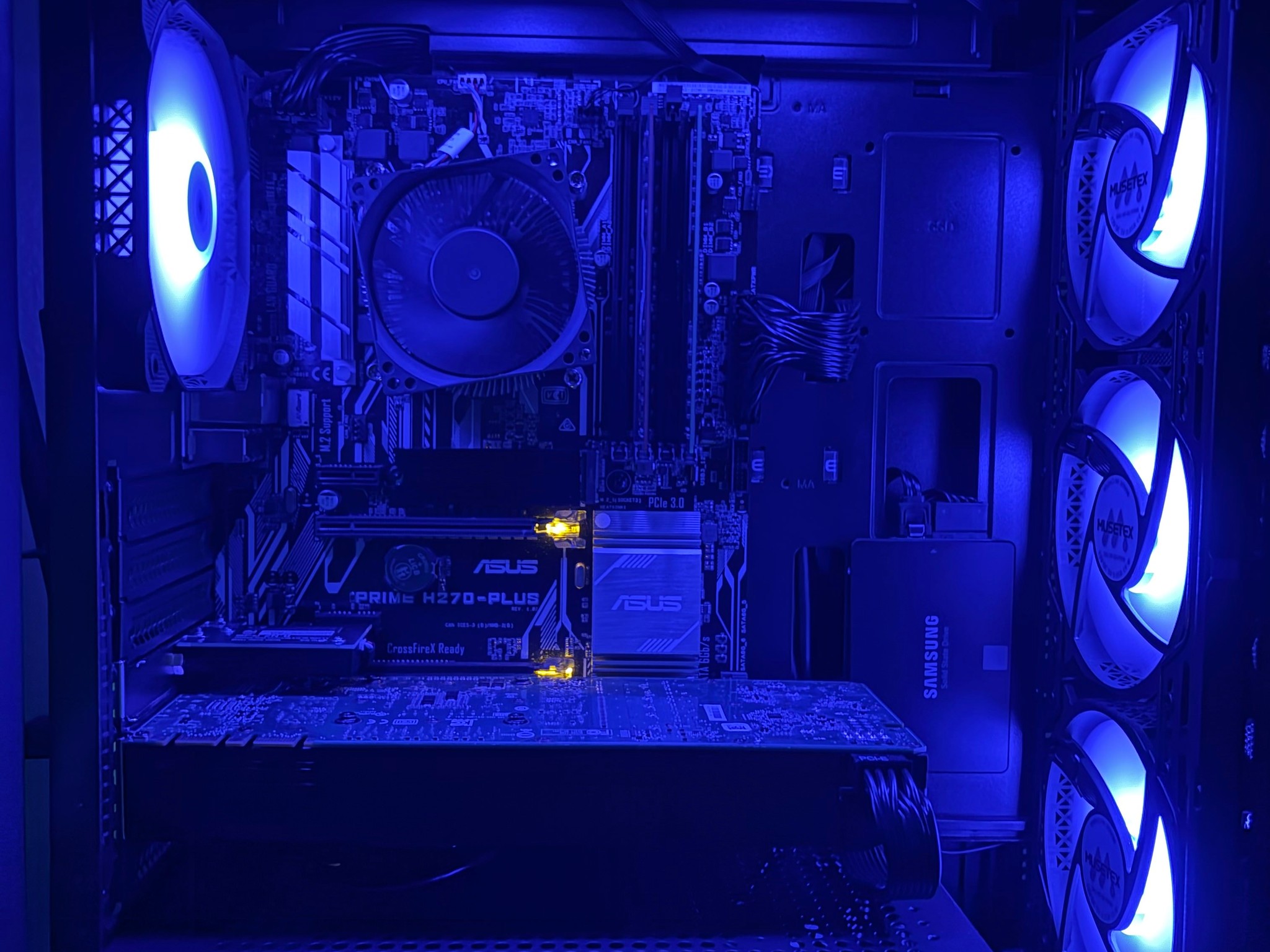 Custom PC - Intel i7-7700 | GTX 1070 | 32GB DDR4 | 256GB NVMe + 500GB SATA SSD | WIFI + BT | Win11