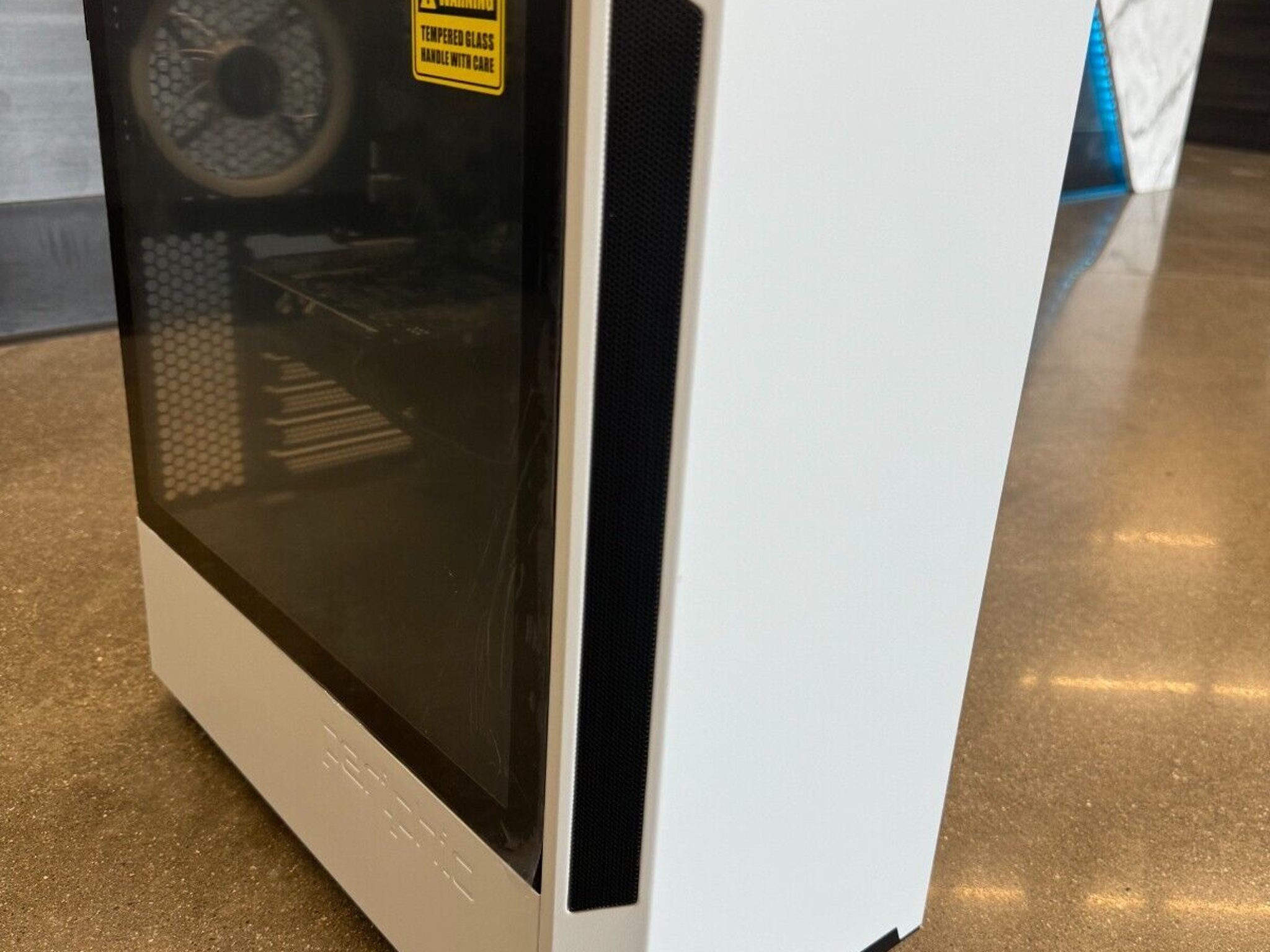 Periphio Hybrid Gaming PC - Core i5 6500, 16GB DDR4, ASUS GTX 1650, 1TB SSD