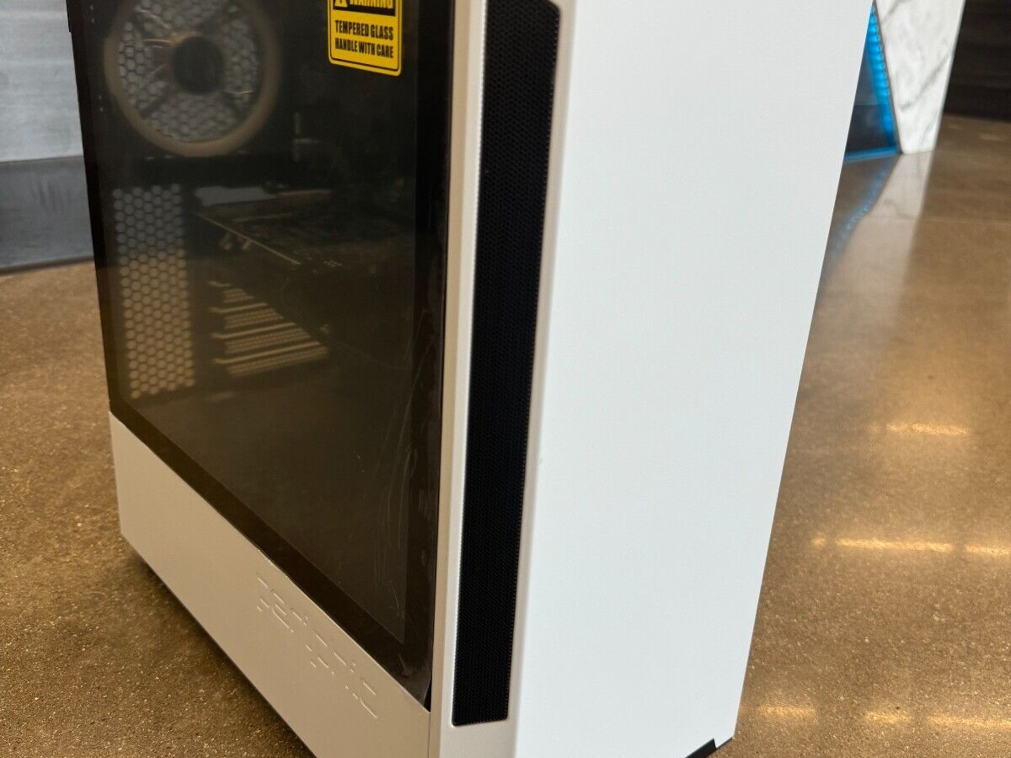Periphio Hybrid Gaming PC - Core i5 6500, 16GB DDR4, ASUS GTX 1650, 1TB SSD