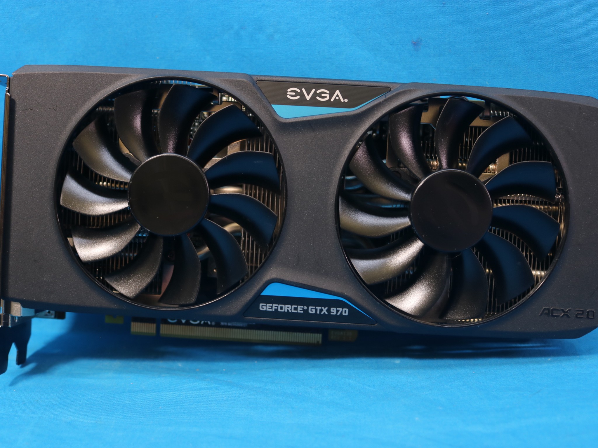 EVGA NVIDIA GeForce GTX 970 SSC ACX 2.0 4GB GDDR5 PCIe 3.0 x16 Desktop GPU 04G-P4-3979-KB