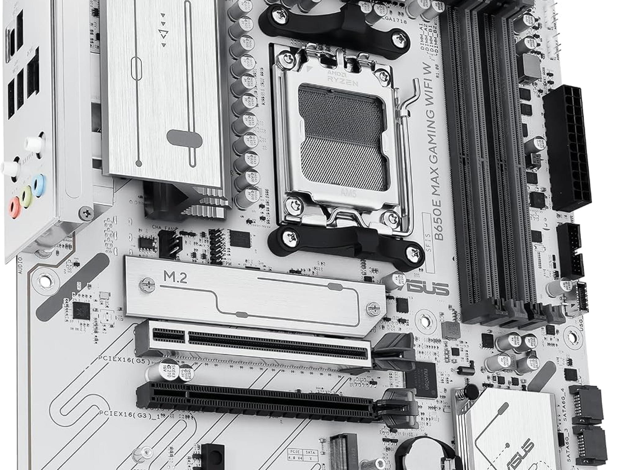 ASUS B650E MAX GAMING WIFI W AMD B650E AM5 DDR5 ATX Desktop Motherboard