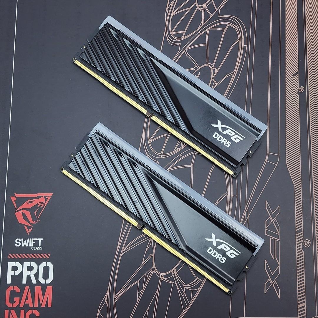 XFX AMD Radeon RX 9070 XT 16GB Swift RX-97TSWF3B9 + 32GB DDR5 Memory Bundle