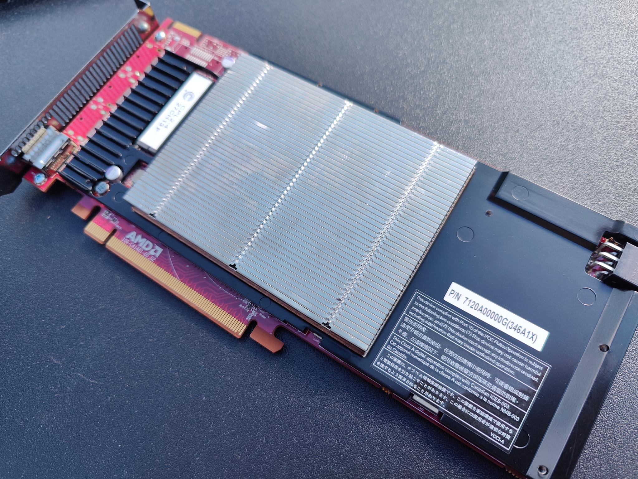 Sleeper X99 Intel Xeon E5 2650 V3 AMD FirePro S7000 4GB GDDR5 8GB DDR4 120GB SSD Windows 10 SATA SSD