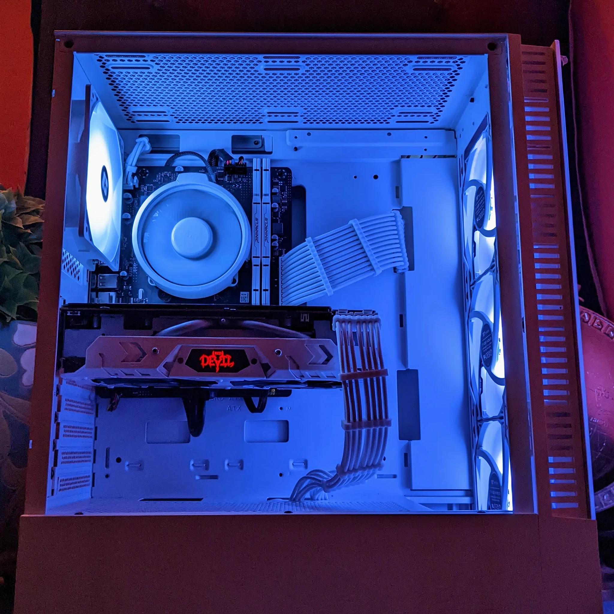 ⚪️Diablo Albus🔥🔥🔥| RX 580 8GB| Ryzen 5| 32GB TFORCE DDR4 RAM| 1TB SSD|Windows 11 Pro