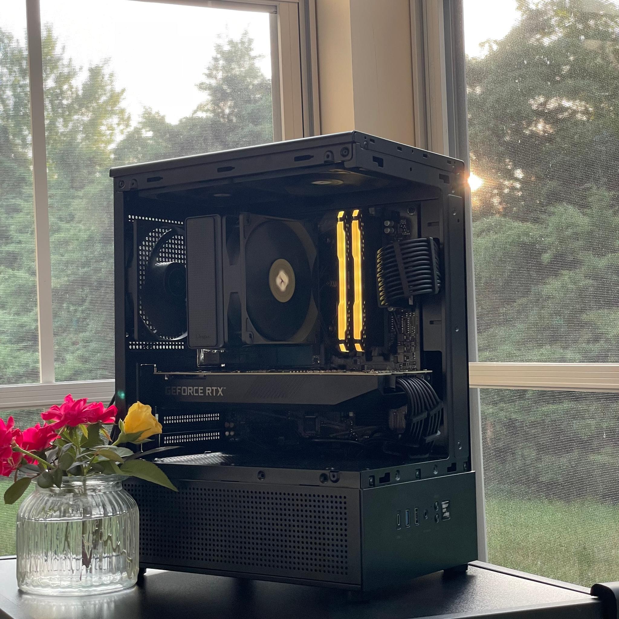RTX 3070+Ryzen 5 3600+NVMe SSD+16GB | Clean Blackout Gaming PC