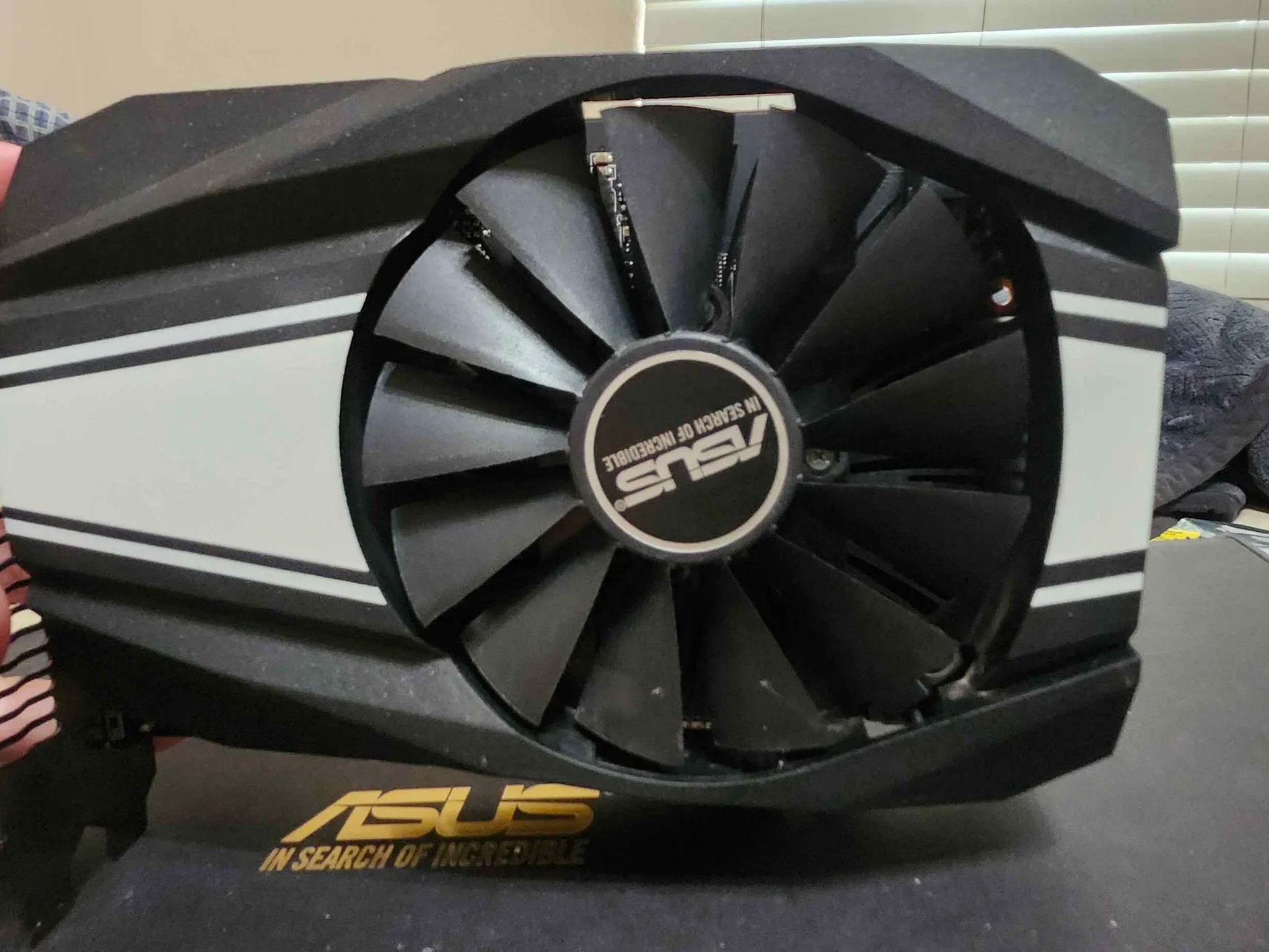 Asus Phoenix GTX 1660 SUPER