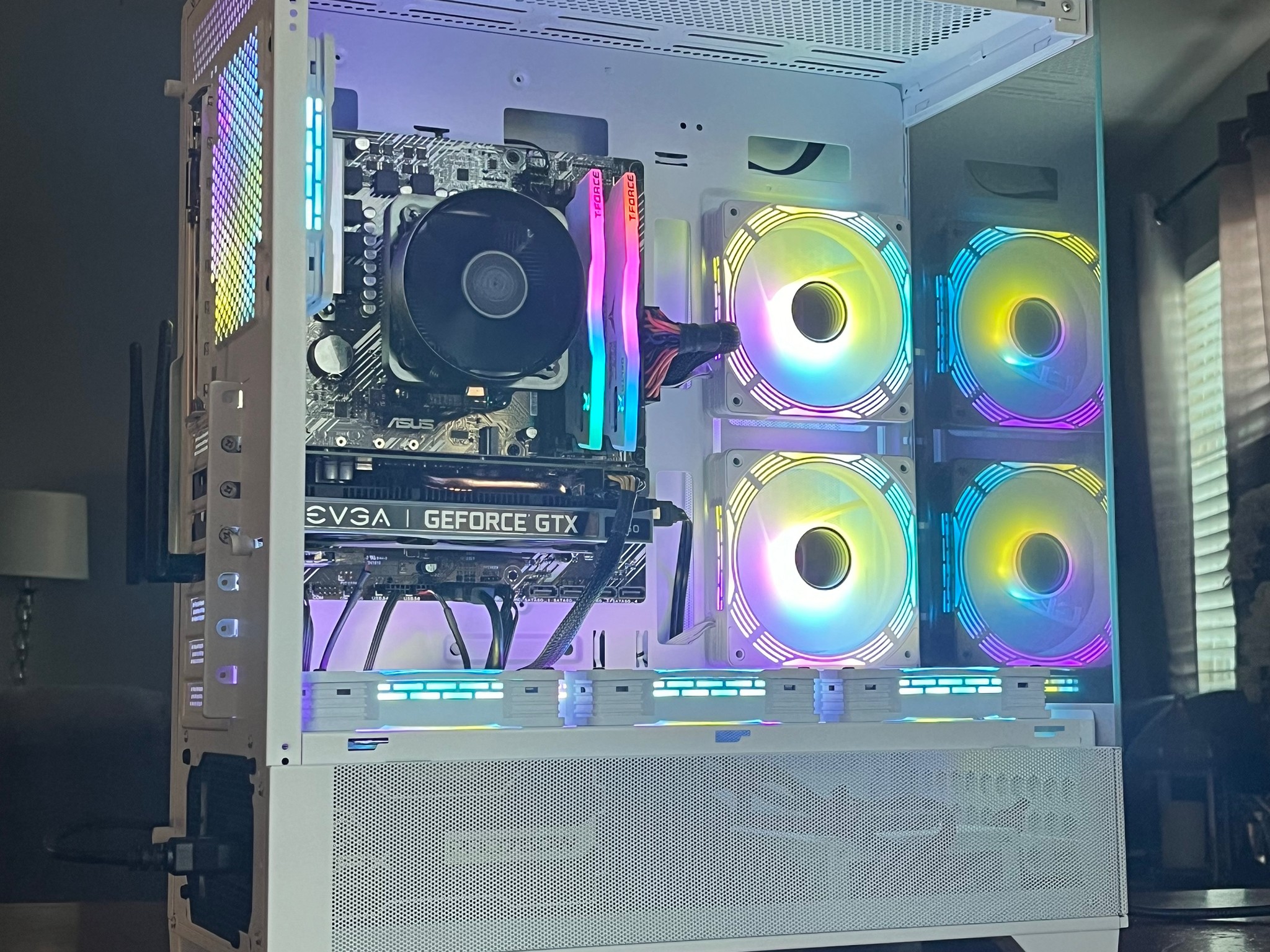 Custom RGB Gaming Computer/PC