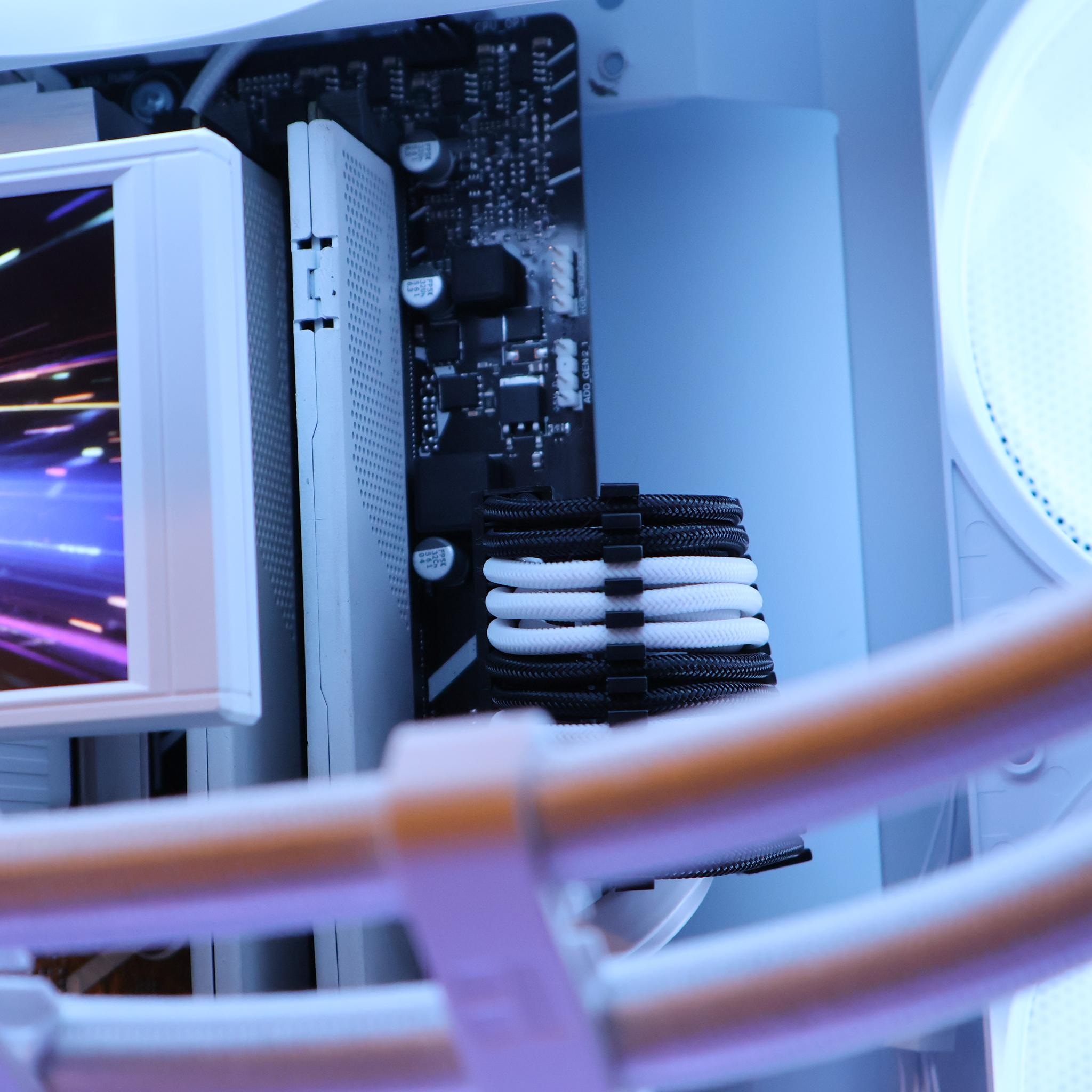 4070Ti | 13900K | 32GB DDR5 | 1TB NVME | White Custom Gaming PC