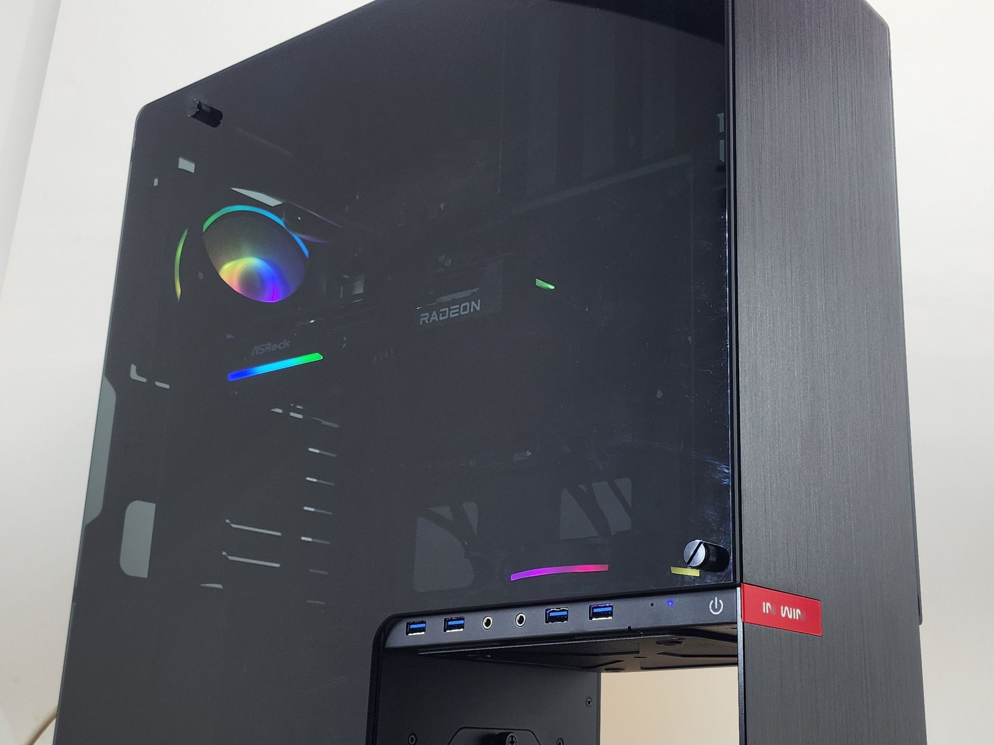 Gaming PC Ryzen 7 9700X 16GB RAM 1TB SSD RX 9060 8GB Windows 11 Computer