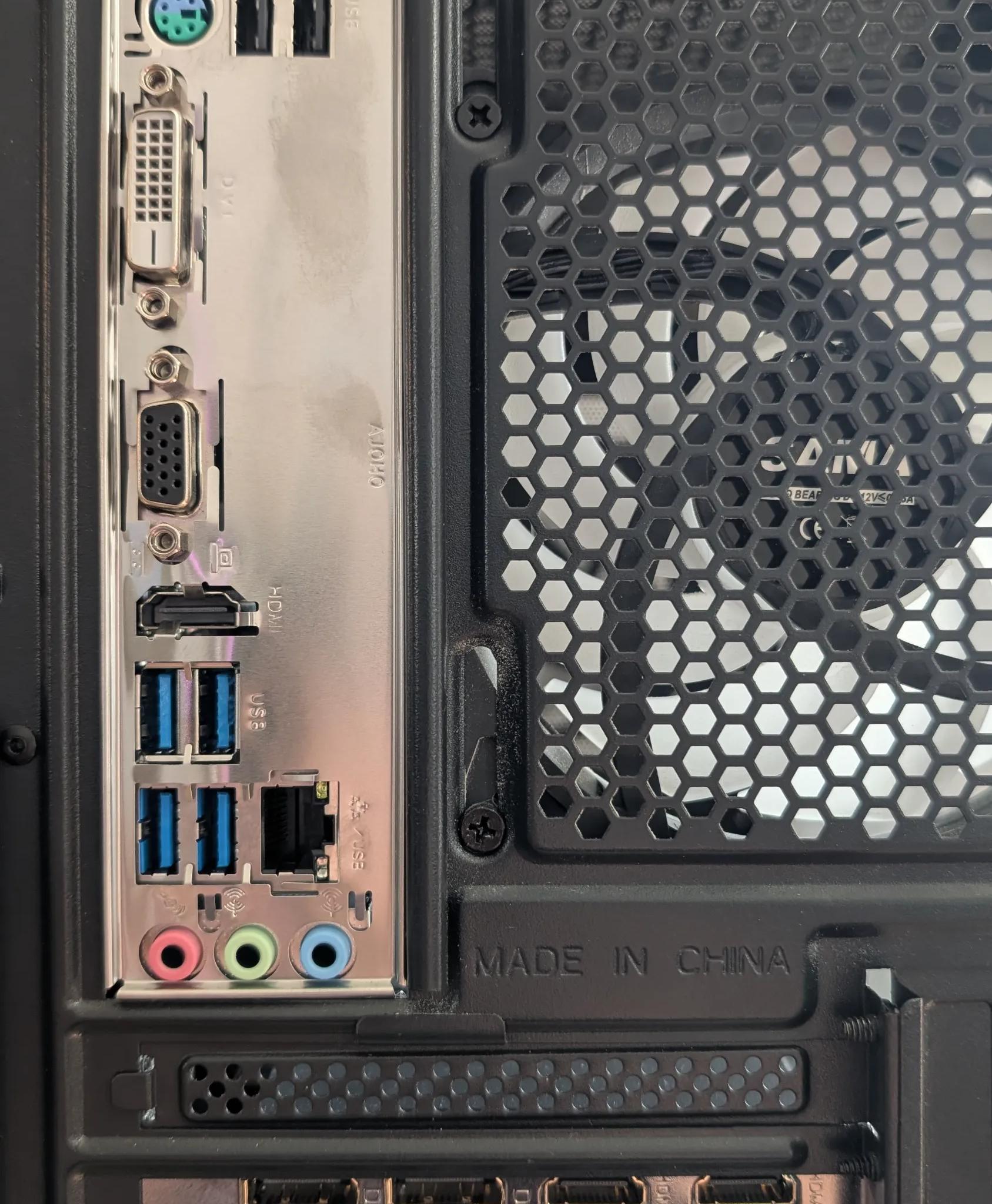 Gaming PC, RX 6600, 32gb RAM, and Ryzen 5 3600 CPU