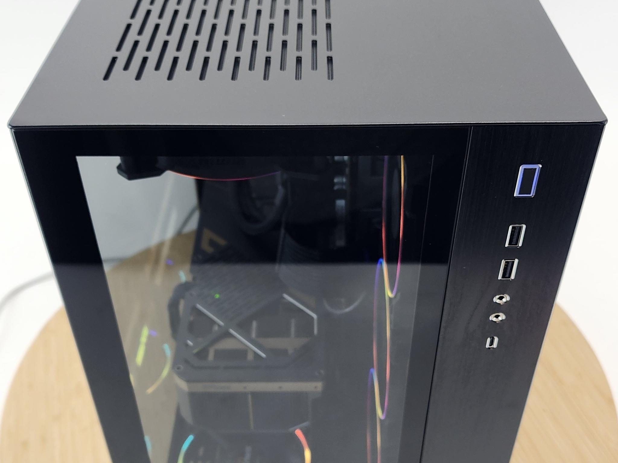 Gaming PC Ryzen 7 9800X3D 64GB RAM 4TB SSD RTX 5080 16GB Windows 11 Computer