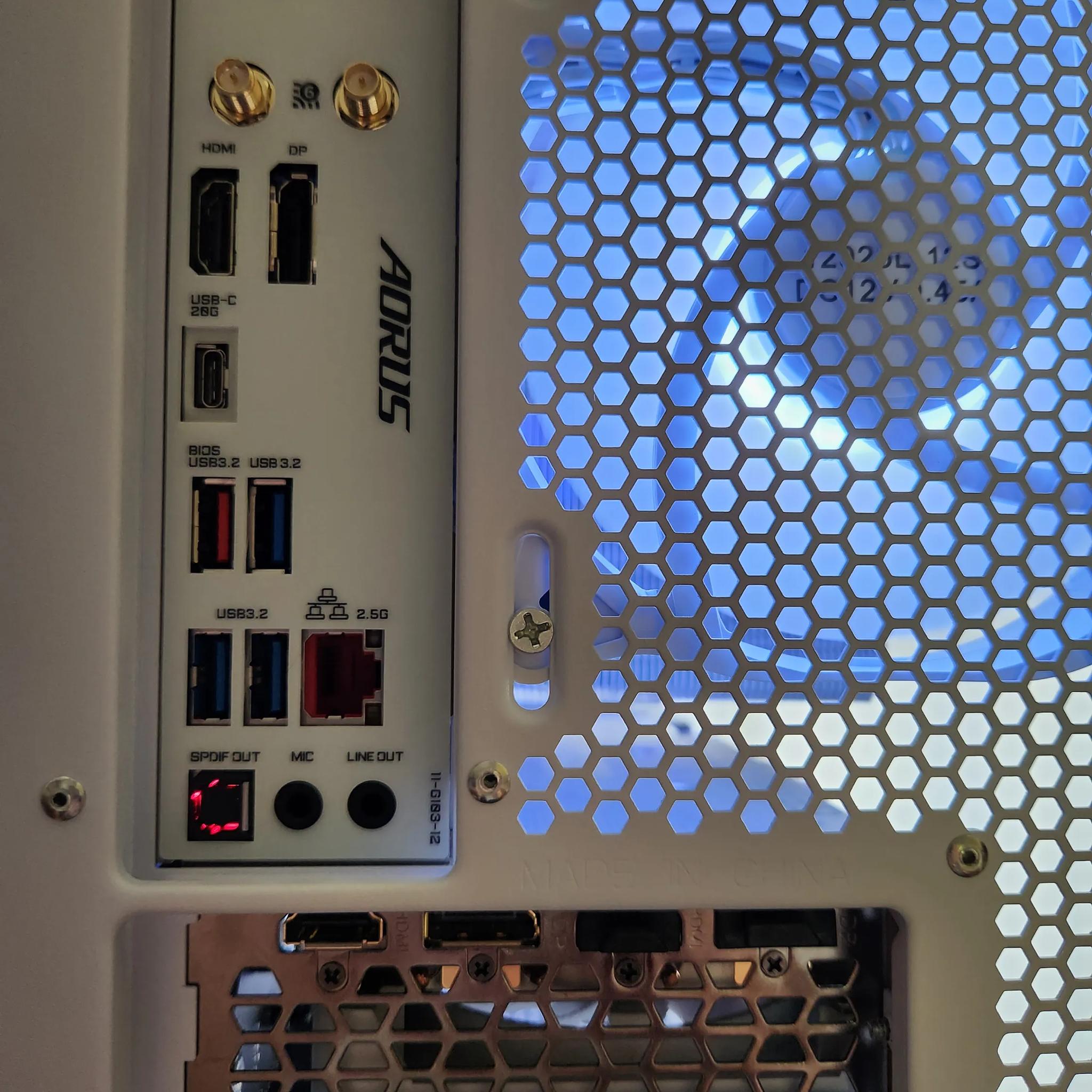 Gorgeous All White 3070 TI/i512600KF Build