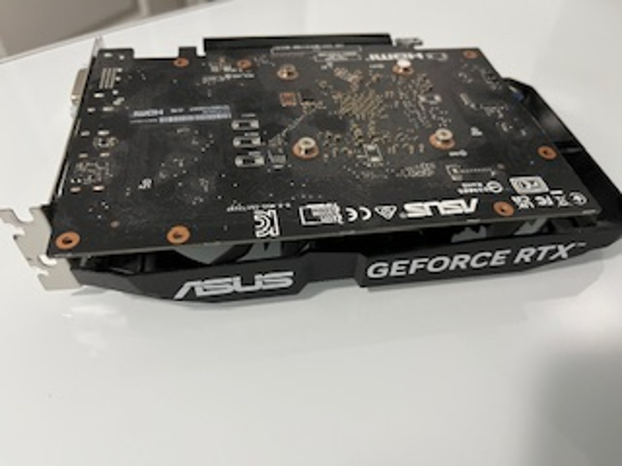 Asus DUAL GeForce RTX 3050 6GB