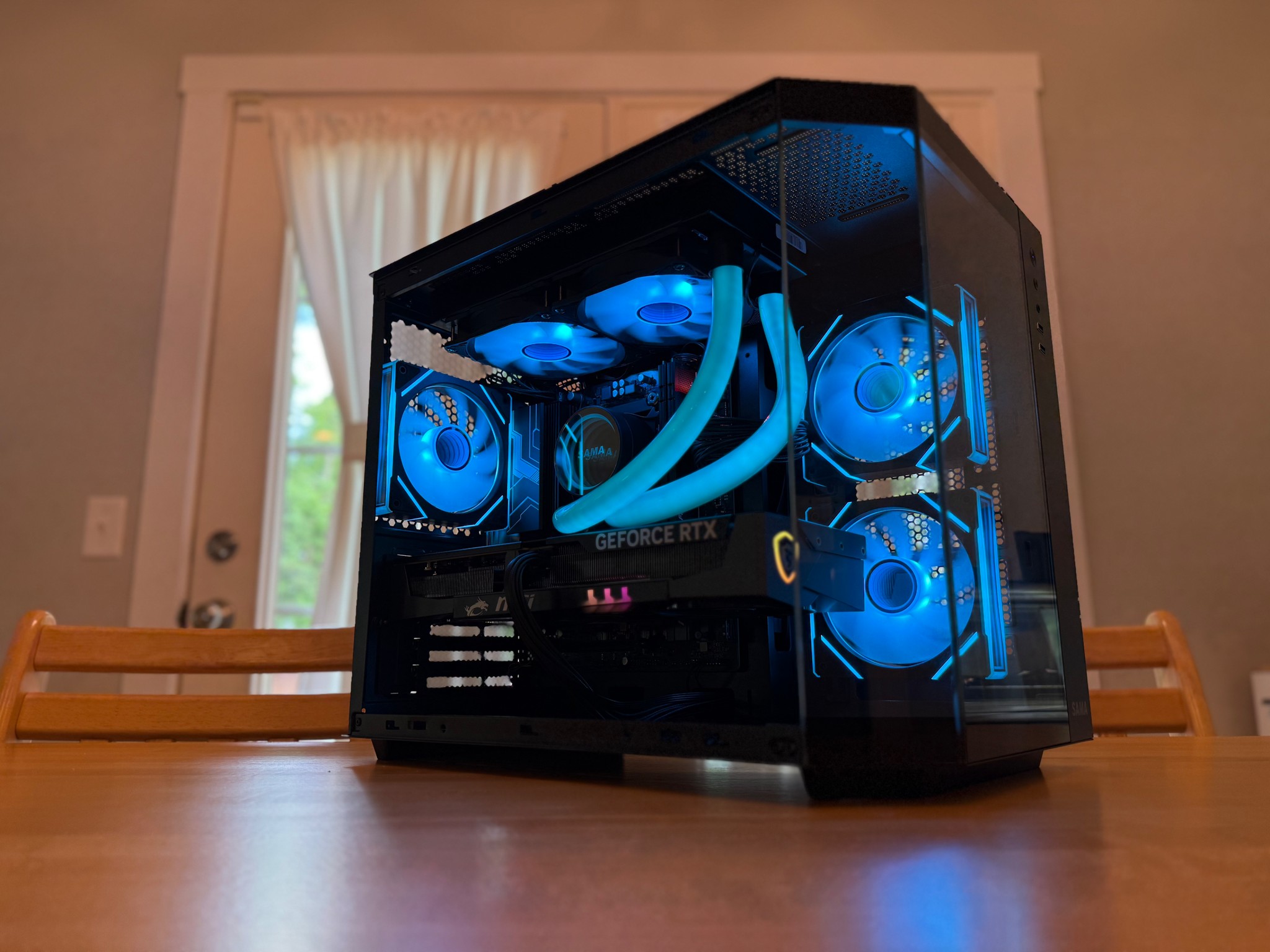 ⚫️🫘| RTX 5070 12gb, Ryzen 7 7700, 32gb DDR5, 1tb SSD WiFi Equipped ARGB Gaming PC!