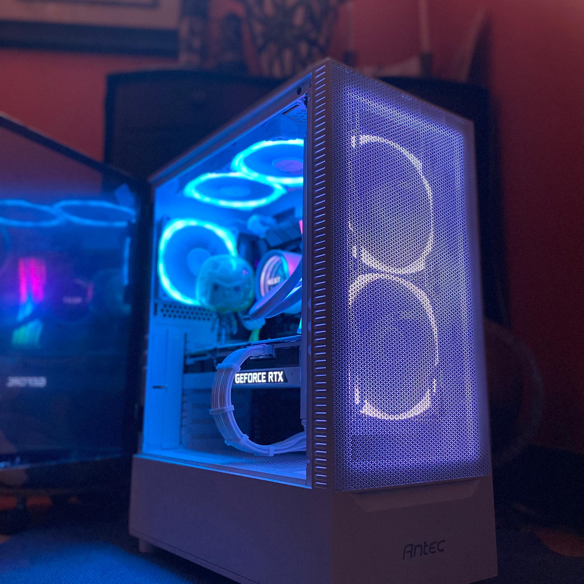 SPaCe Suit RiCK🪐| Ryzen 7 5800X| RTX 3080| 32GB RAM| 1TB NVMe m.2 SSD| Windows 11 Pro