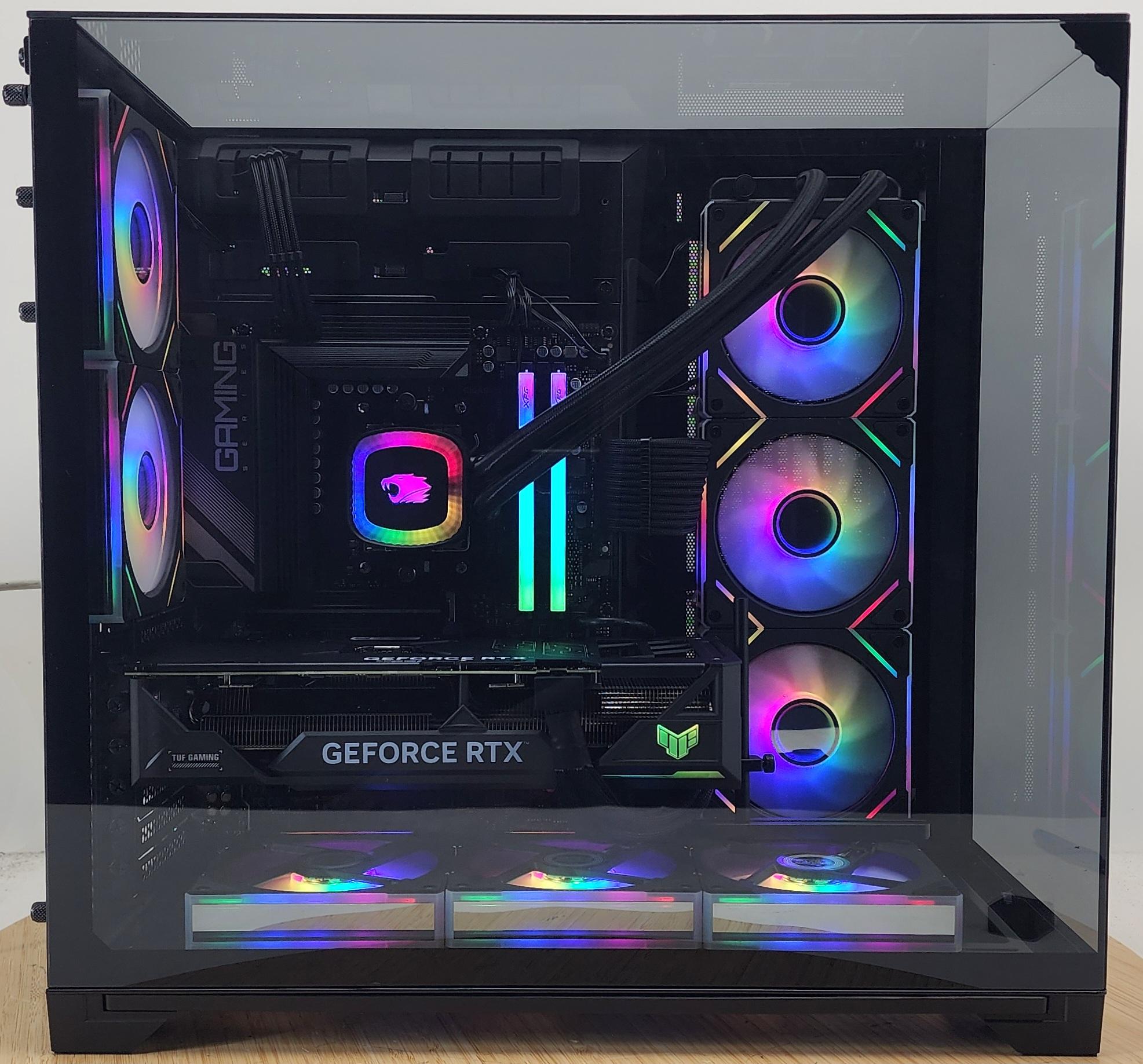 Gaming PC Ryzen 7 9700X 32GB RAM 1TB SSD RTX 4070 Ti SUPER 16GB Win11 Computer