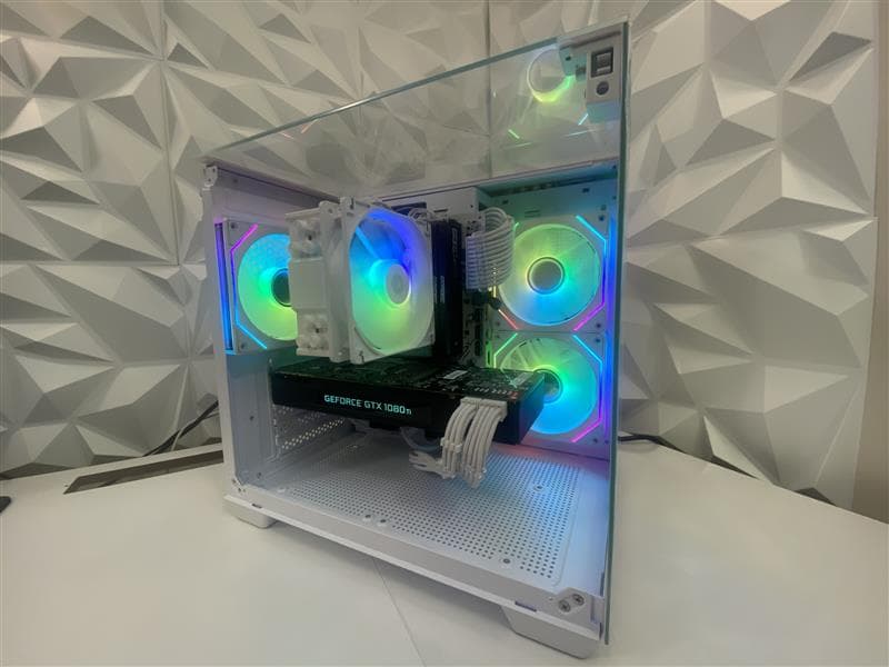 🎅🎅 White Elite Build – Ryzen 5 3600 + GTX 1080 Ti 11GB | 1080p/1440p High FPS Ready