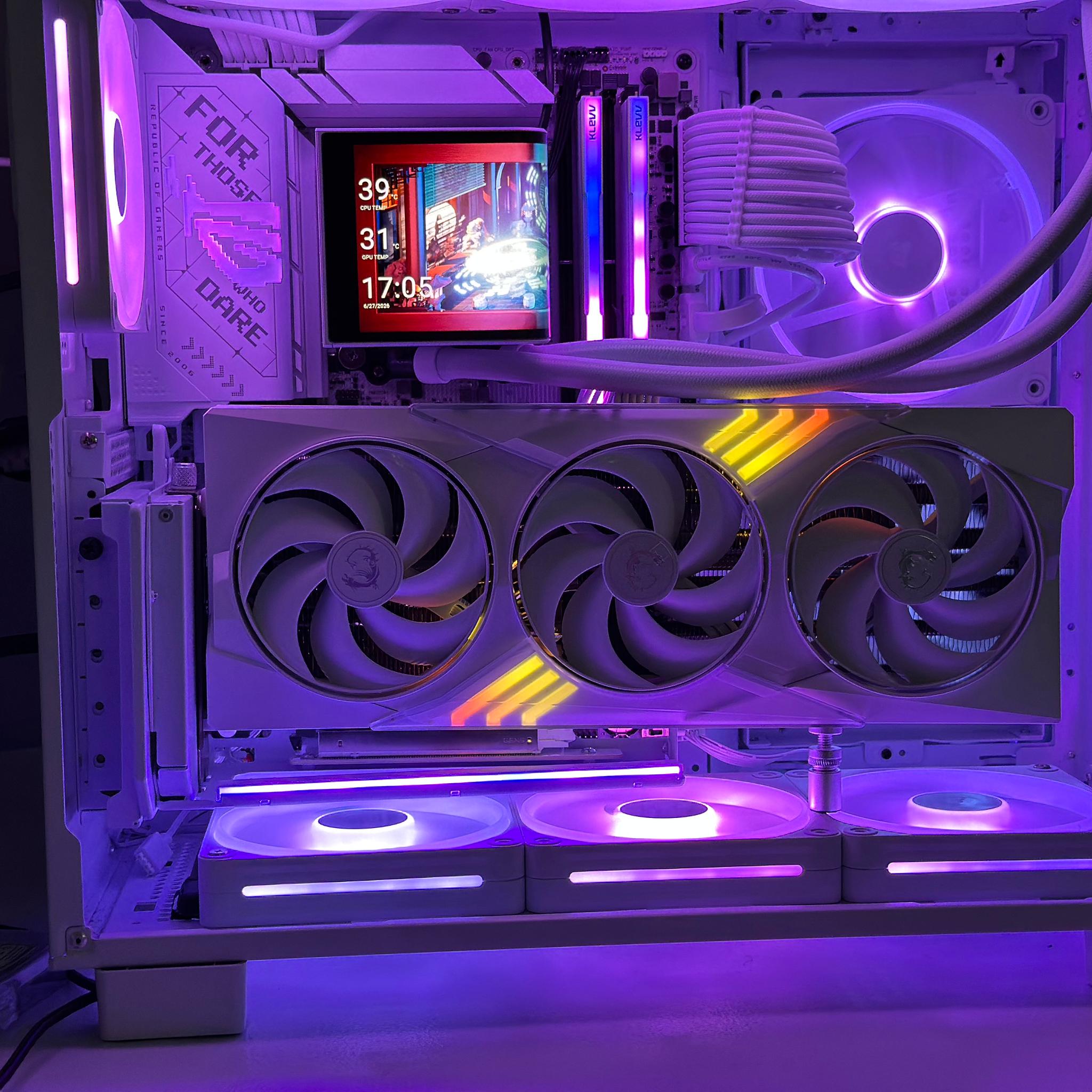 5080 gaming trio 32GB DDR5 CL28 6000MHZ 4TB SSD
