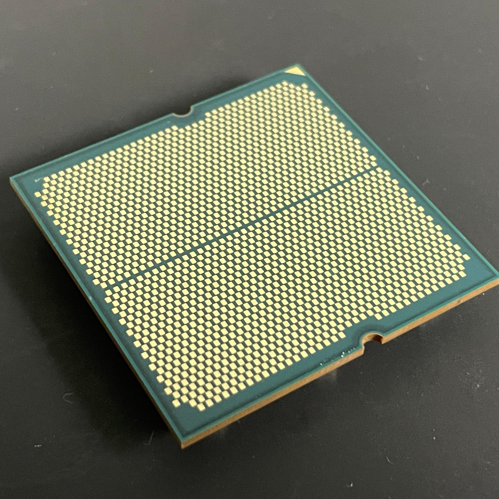 AMD Ryzen 7 7800X3D 8-Core, 16-Thread Desktop Processor CPU | *Read Description | Free Shipping