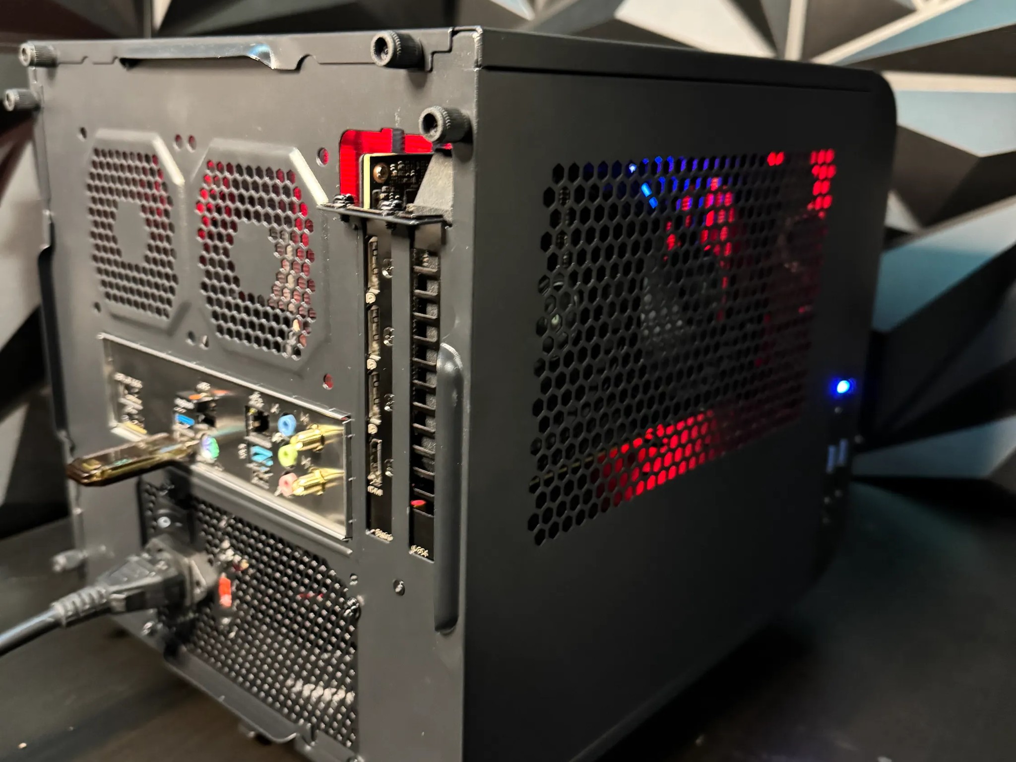 ⚡Tusker Cube 5560 ⚡Ryzen 5 5500| RTX 3060| 32 GB DDR4 3200MHz| 1.5 TB SSD