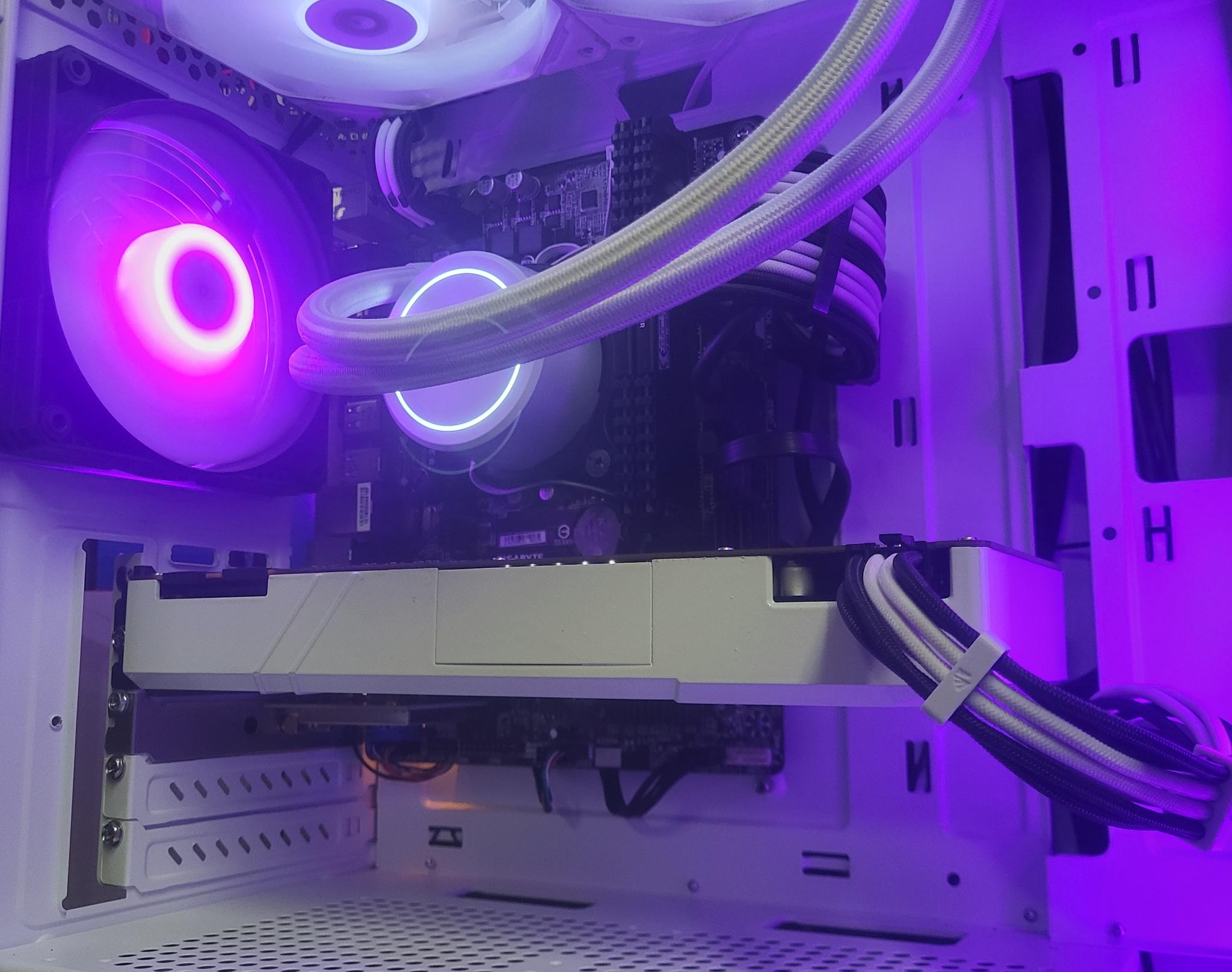 i7 7700/gtx 1080 8gb/16gb ddr4