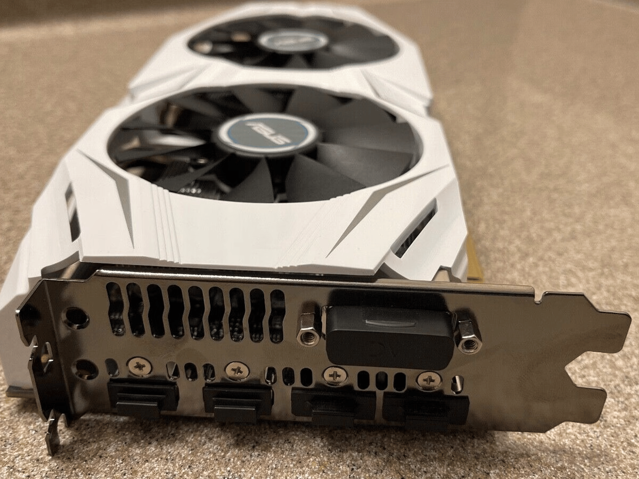 Asus GTX 1070 Dual 8G OC