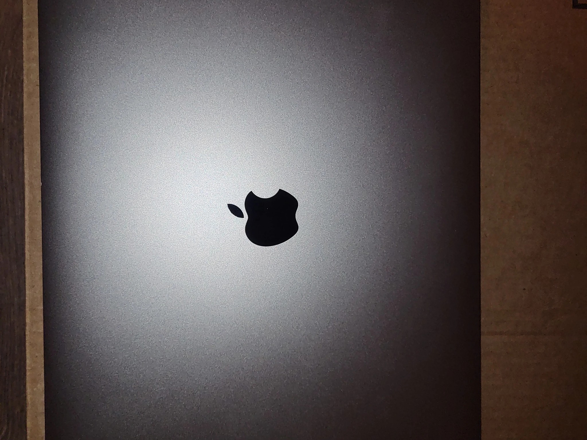2017 Macbook Pro Good Condition Finger print reader not working