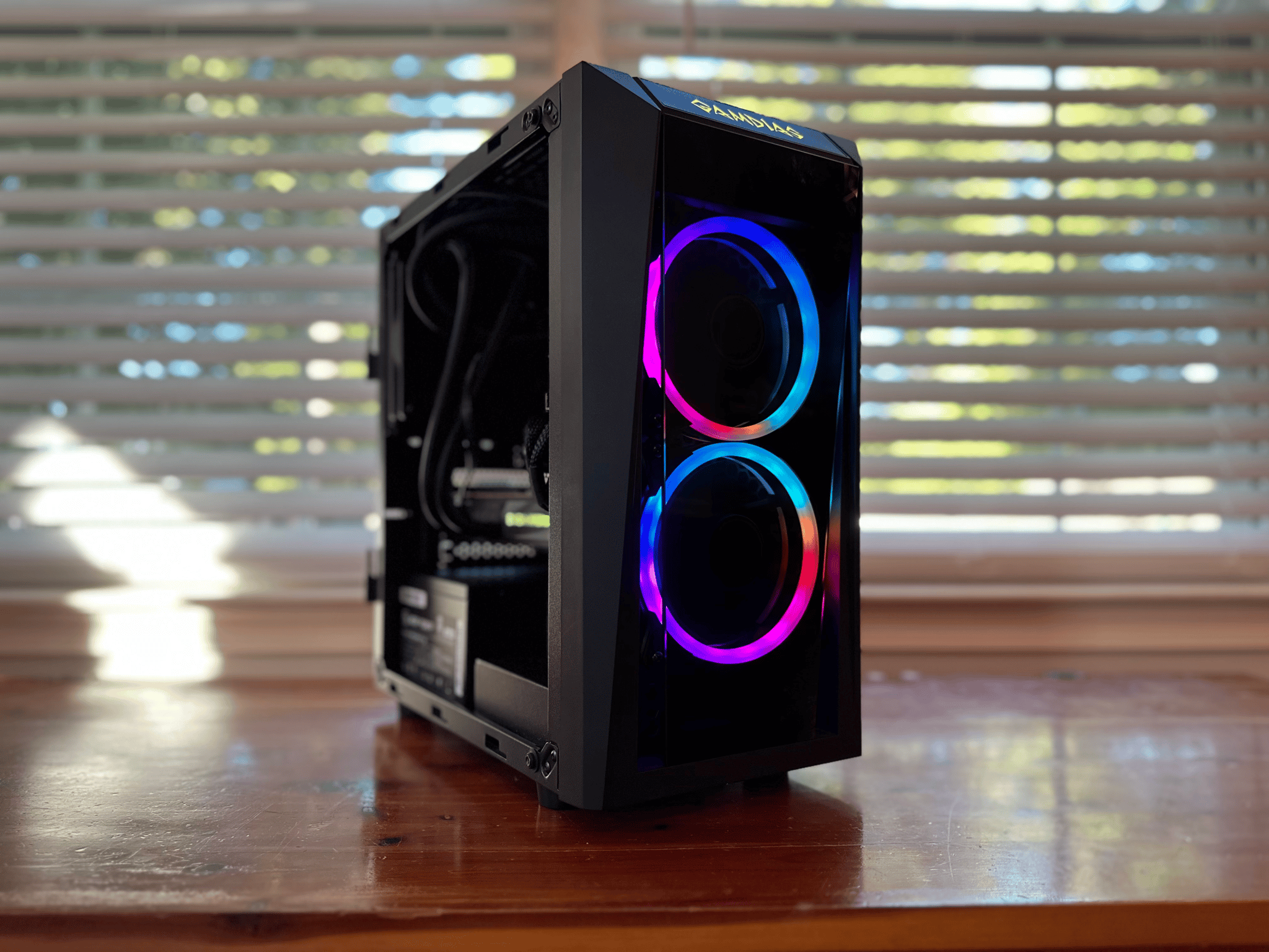 Ted|Liquid Cooled RTX 2080, Ryzen 5 3600 compact gaming